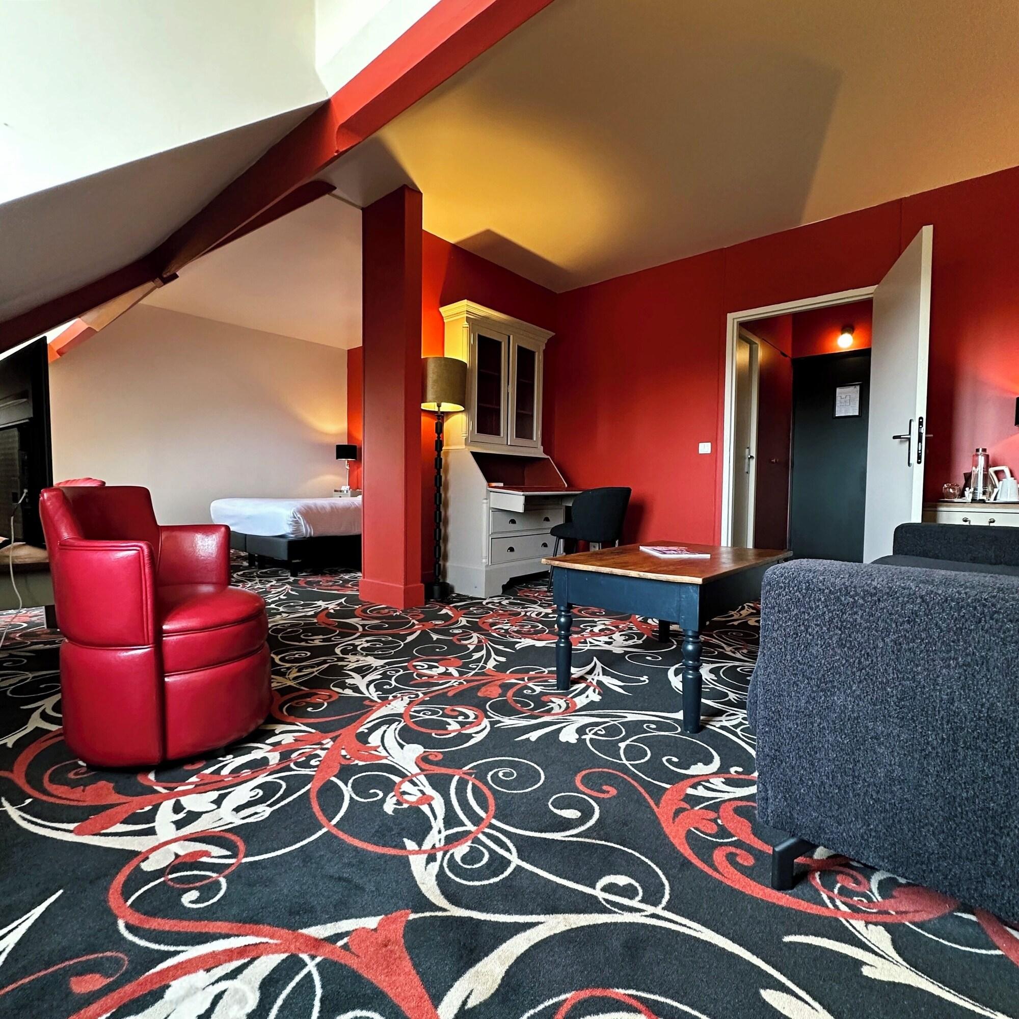 Quadruple River View