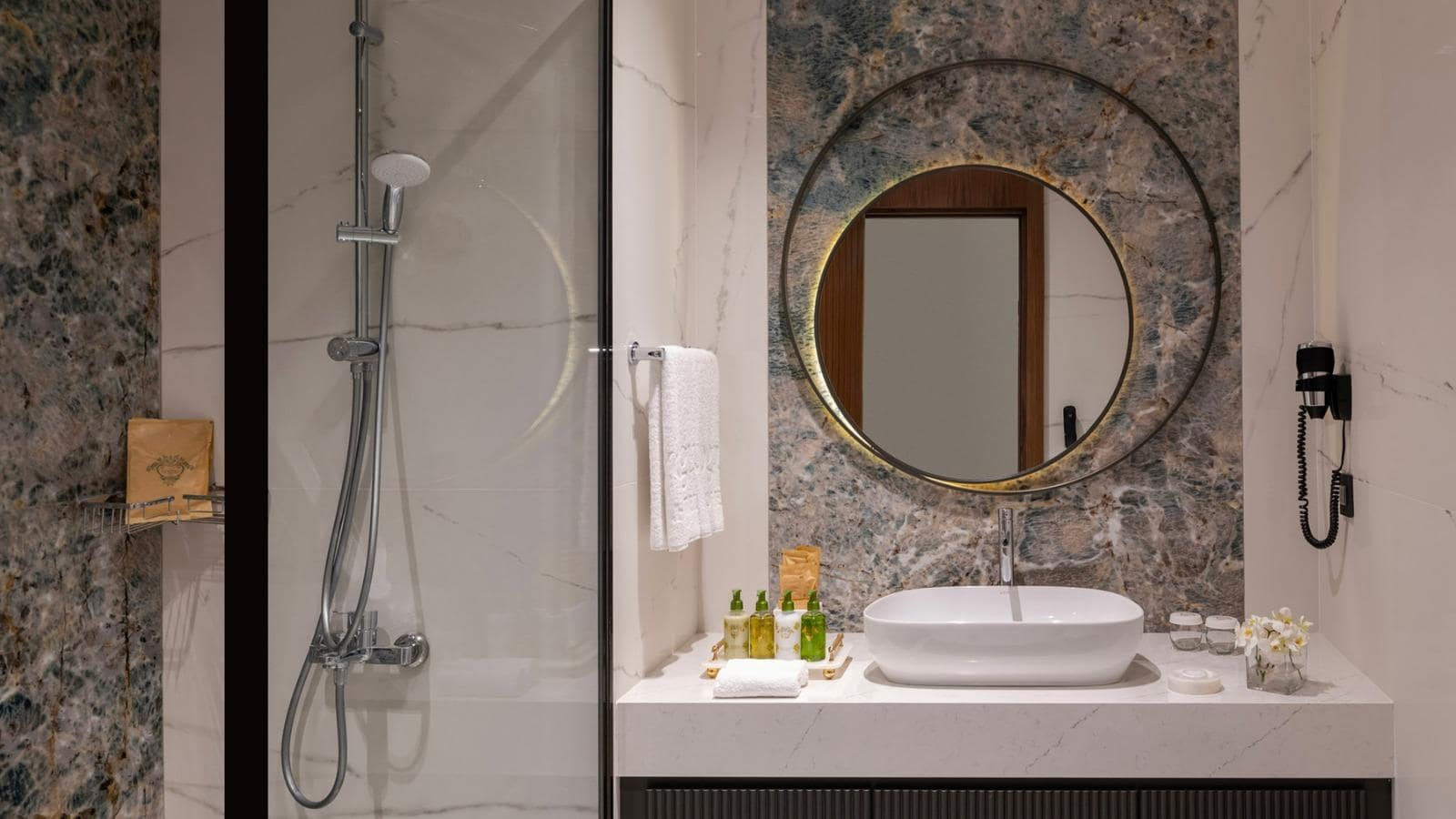 Double Superior Land View