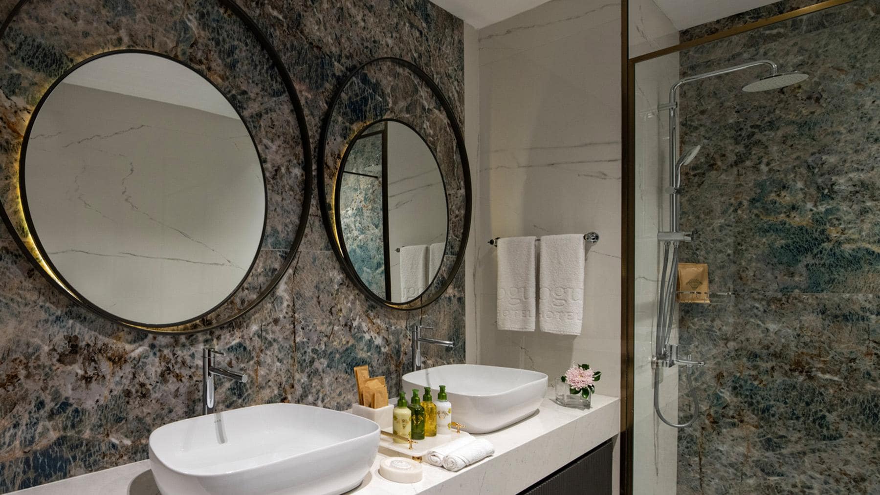 Double Deluxe Land View