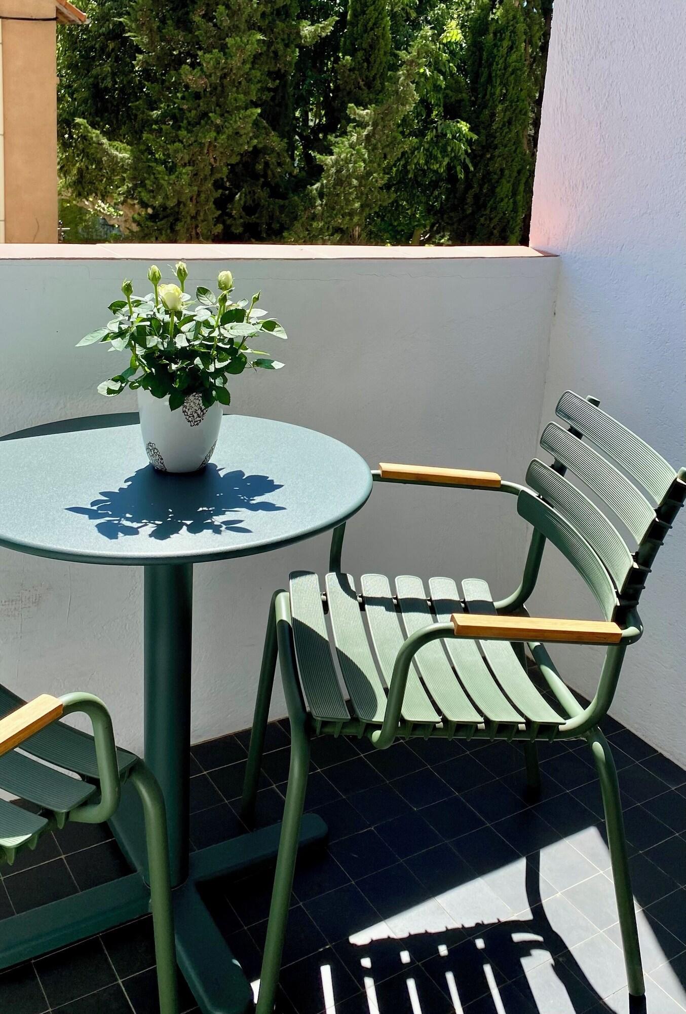 Double Superior Non Smoking