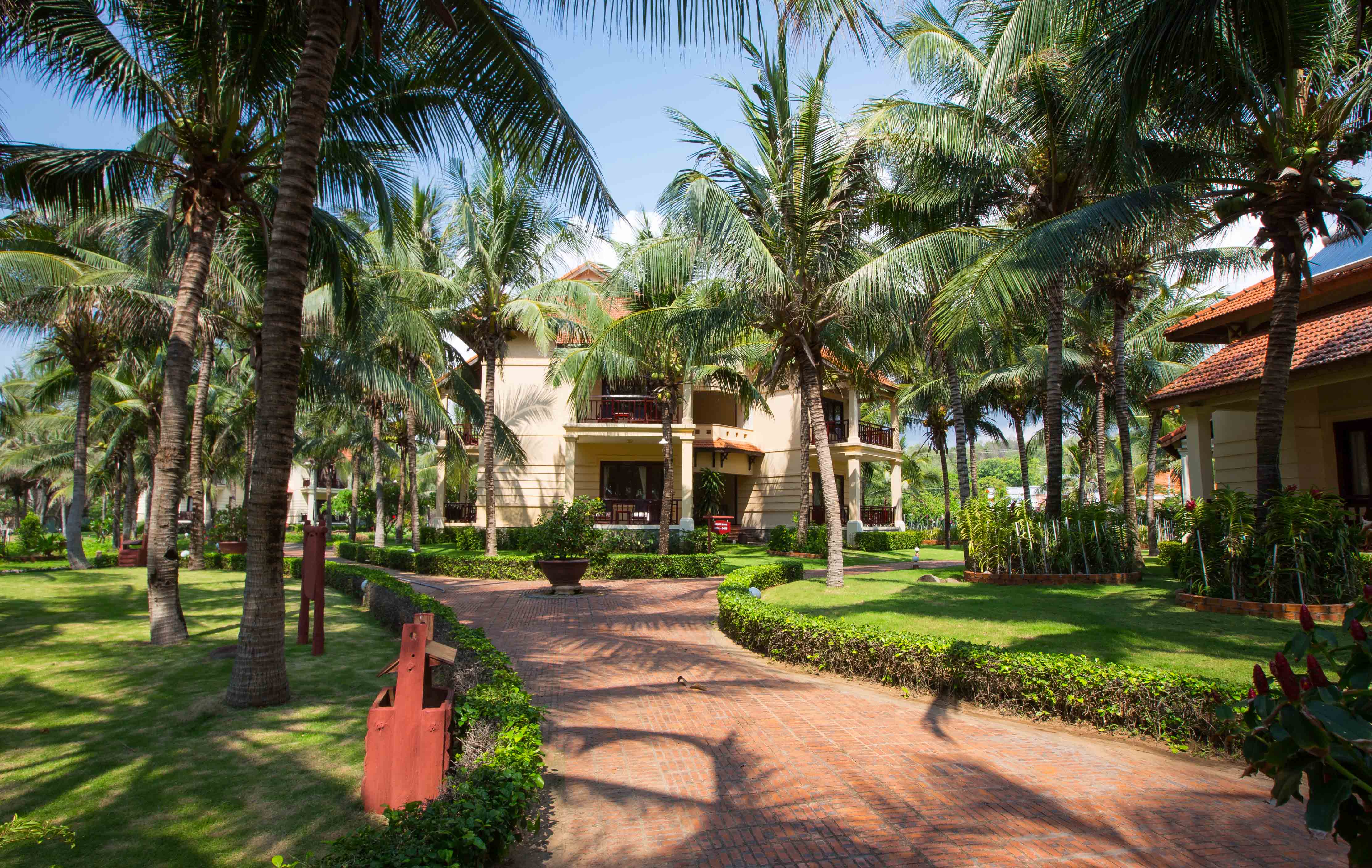 Twin Superior Garden View