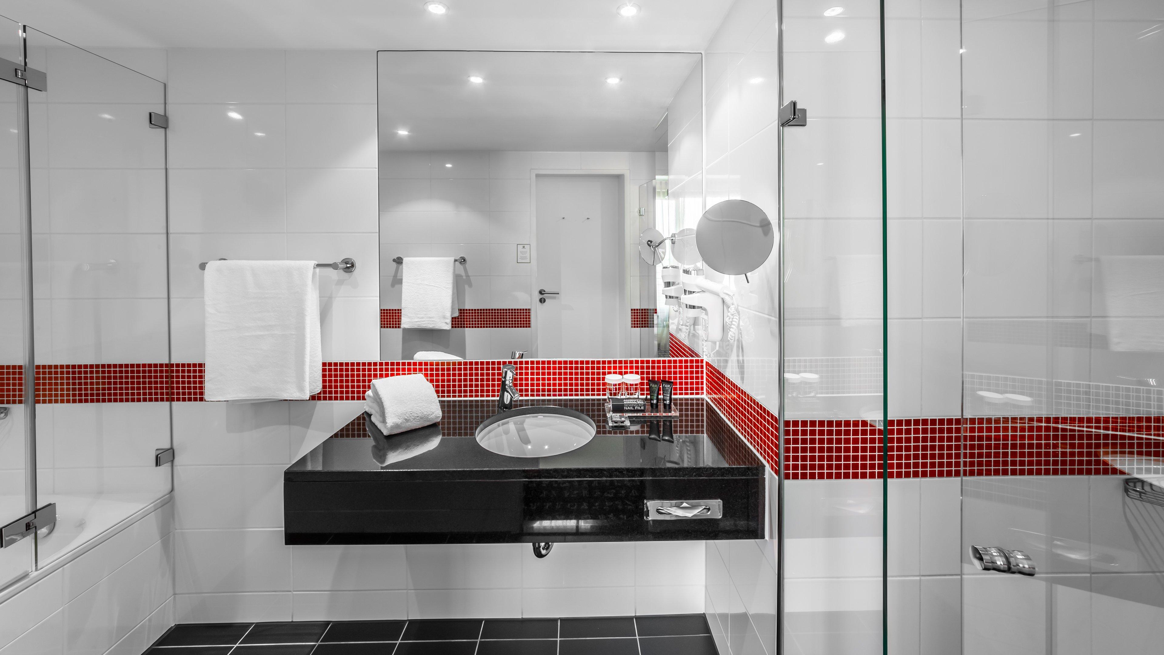 Suite Garden View King Bed