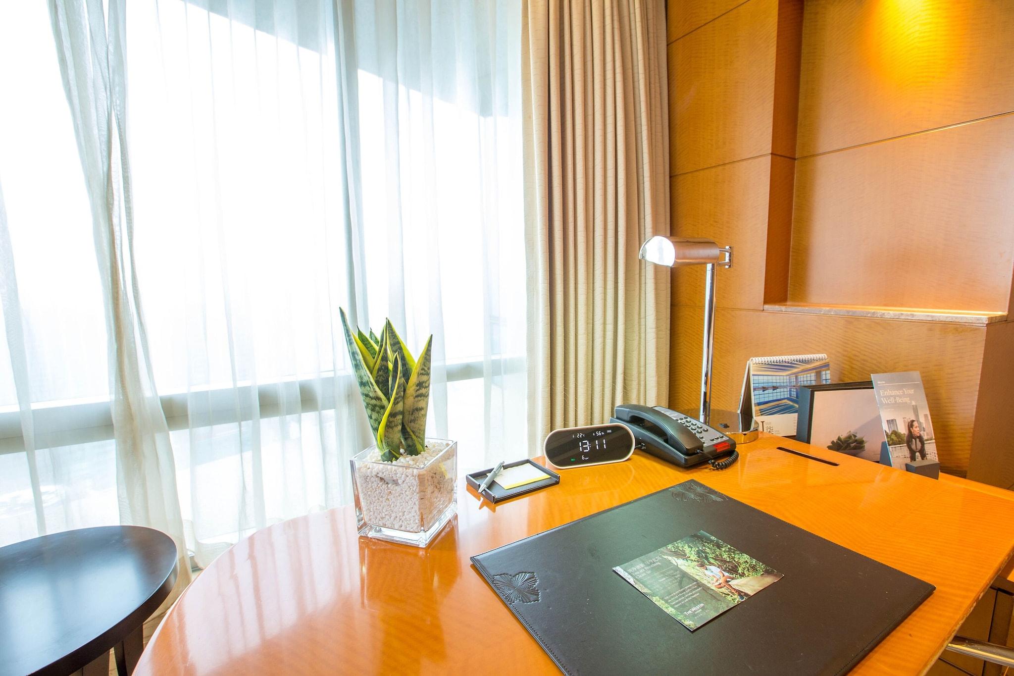 Double Executive King Bed