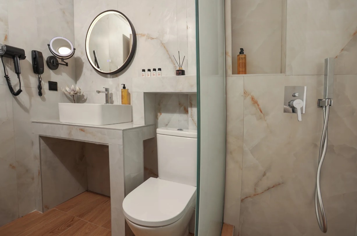 Junior Suite Pool View