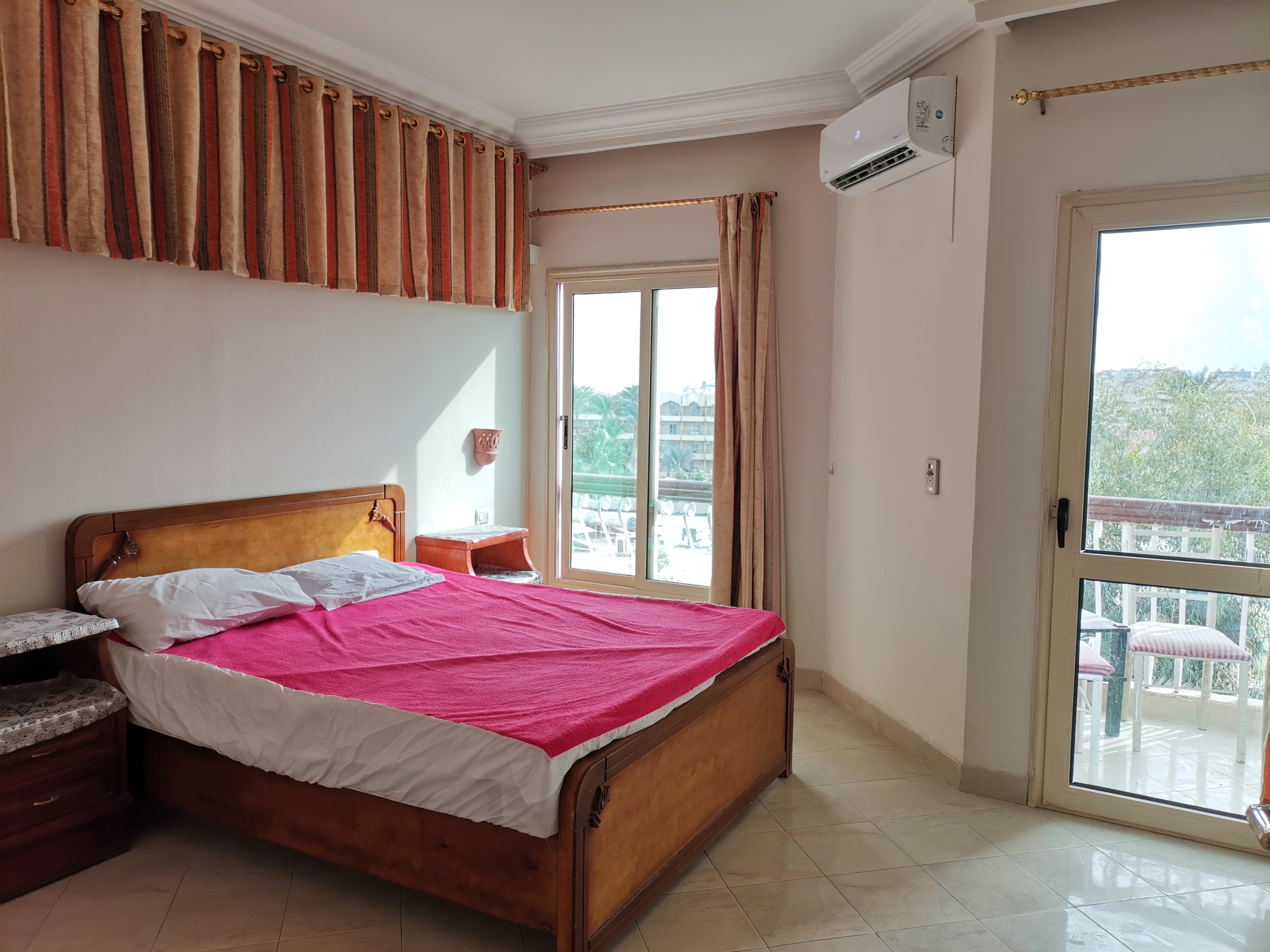 Double or Twin Standard