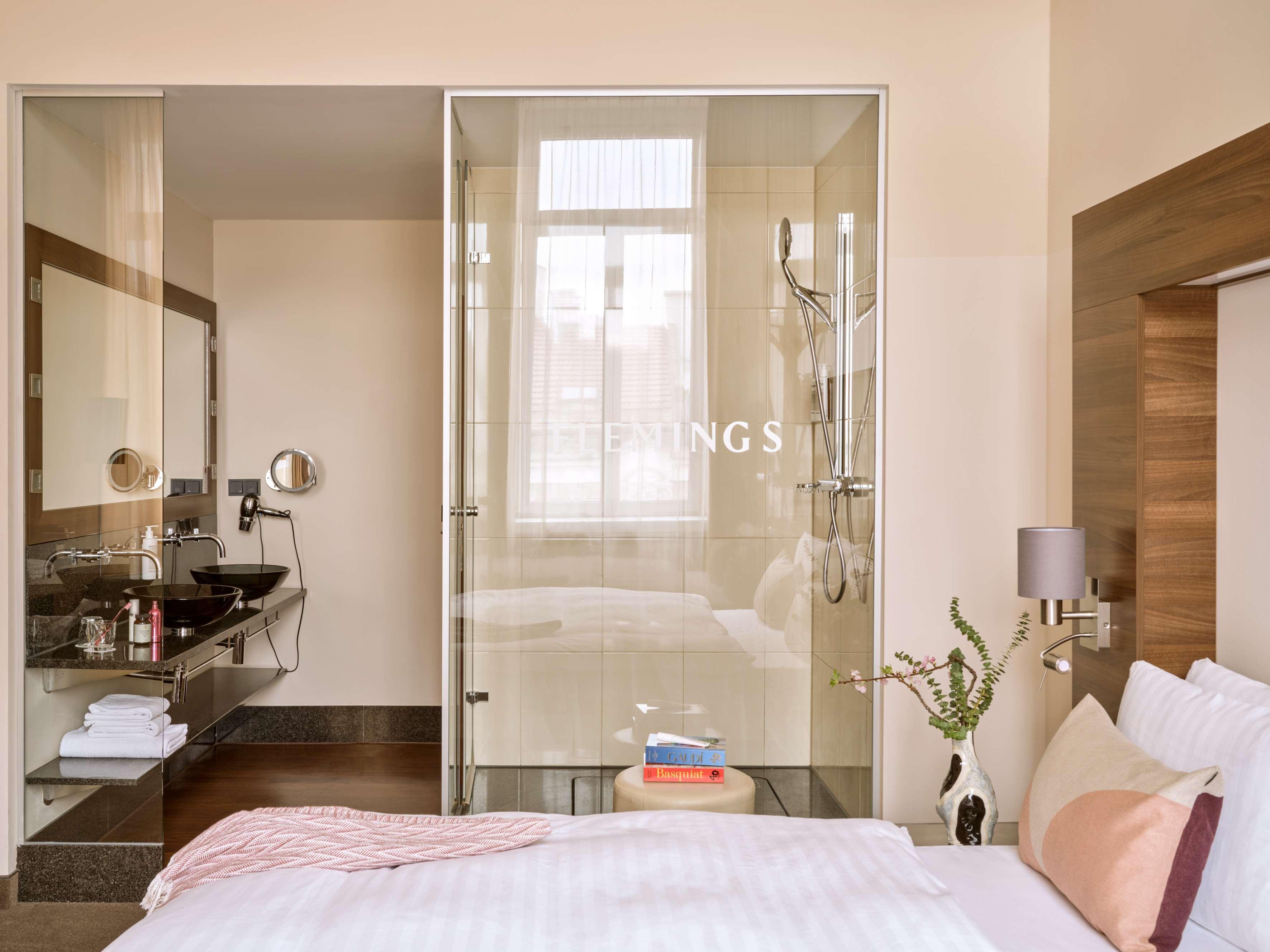 Double Single Superior