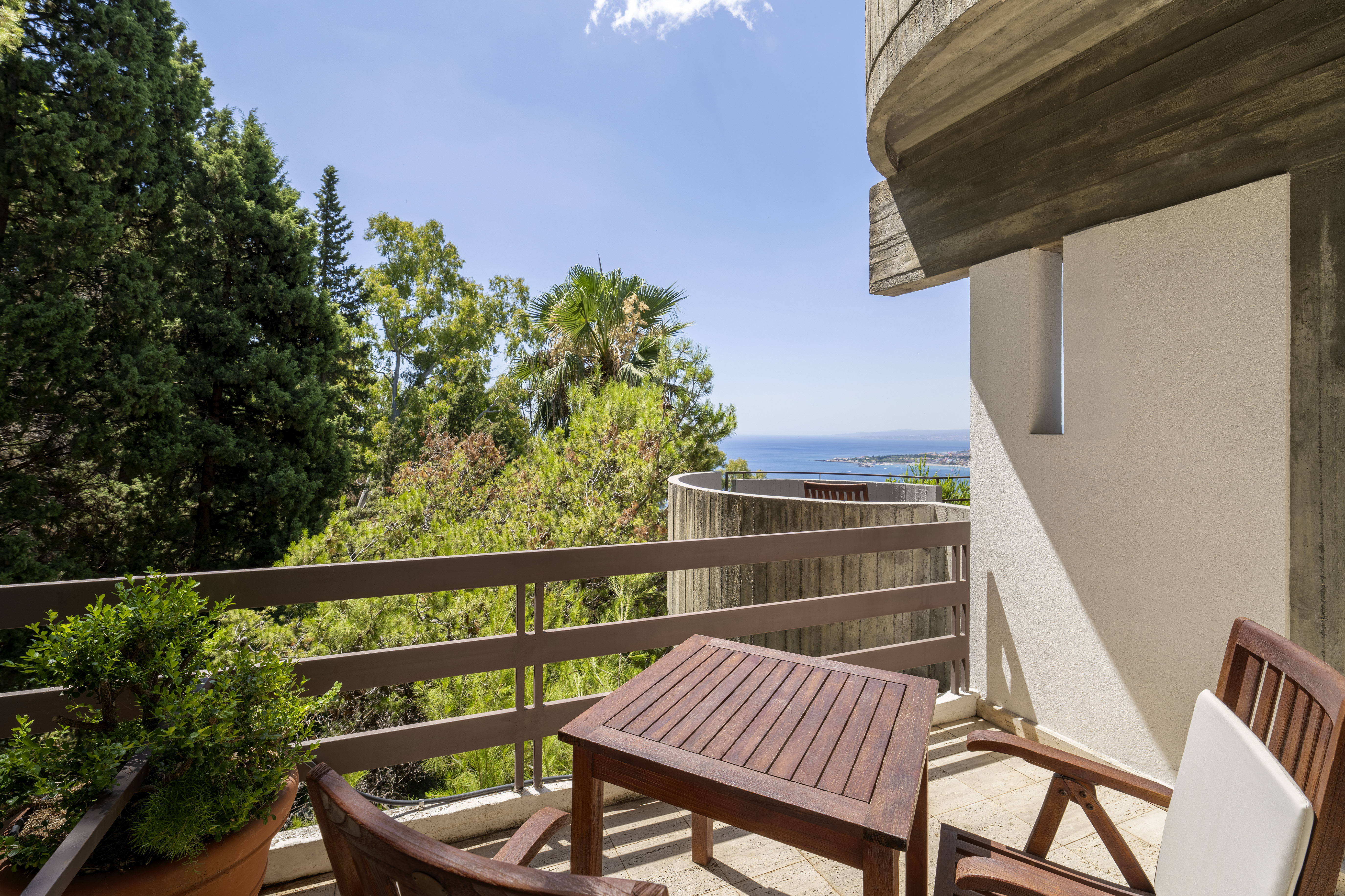 Double Single Sea View with Balcony