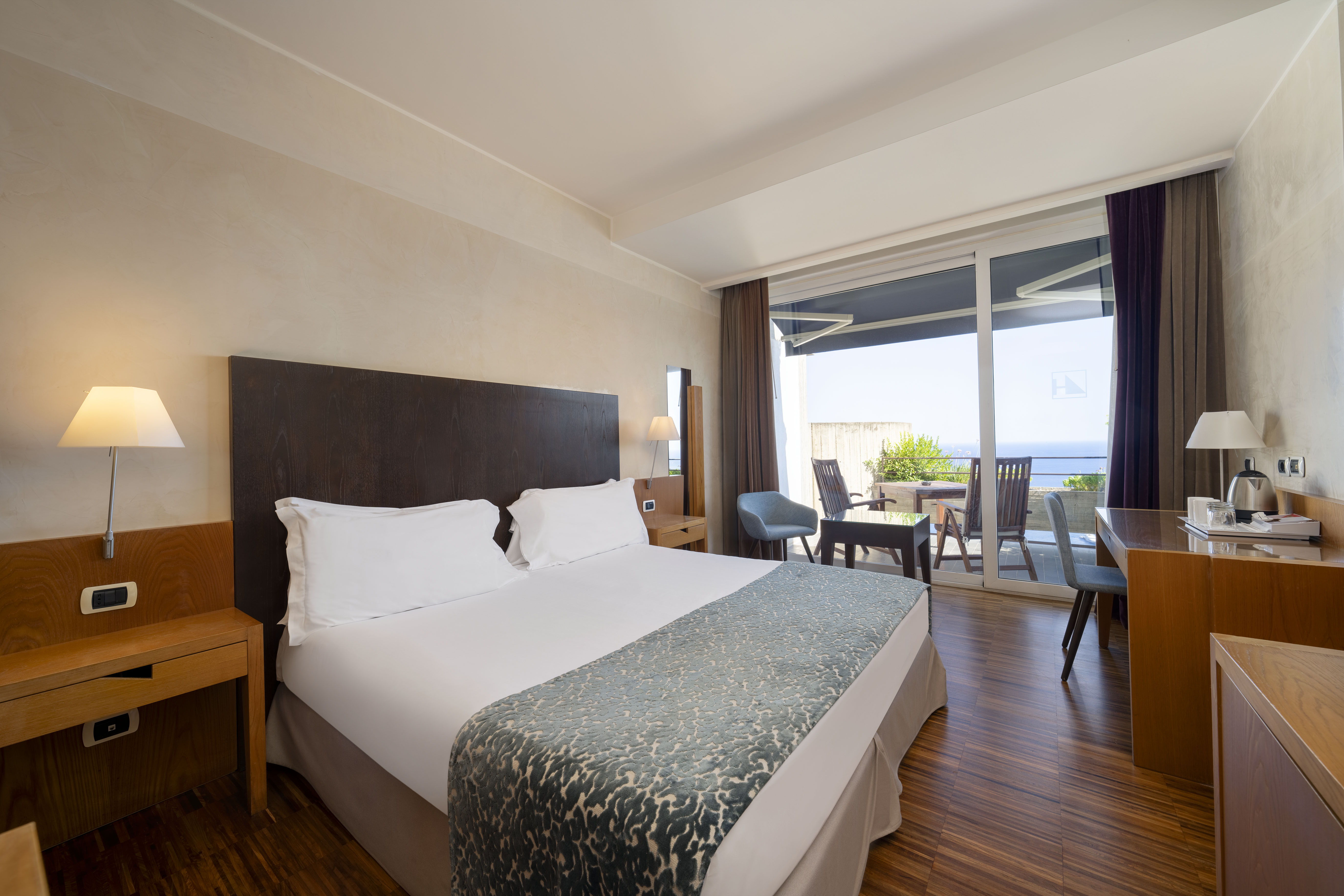 Twin Superior Sea View