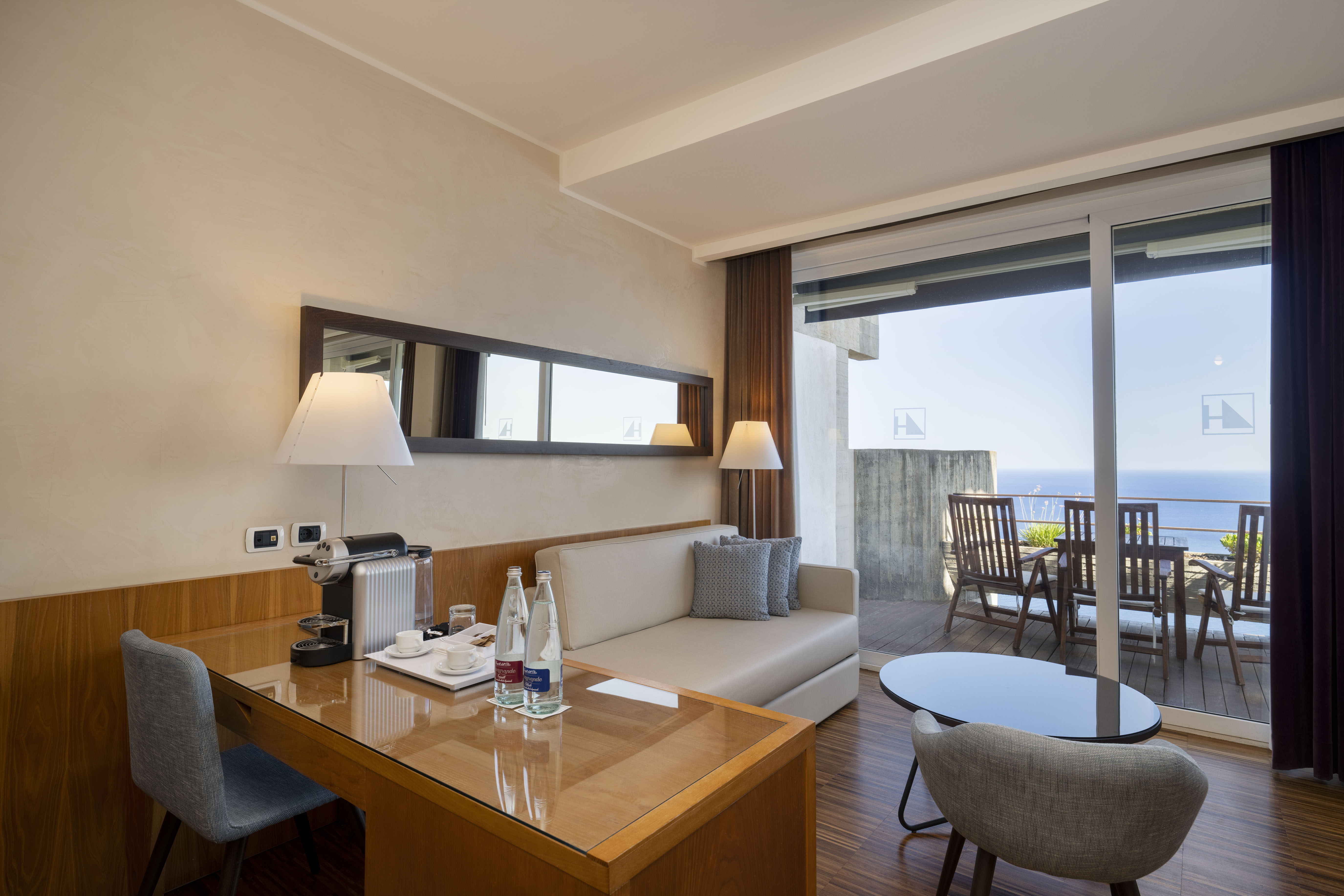 Junior Suite with Terrace