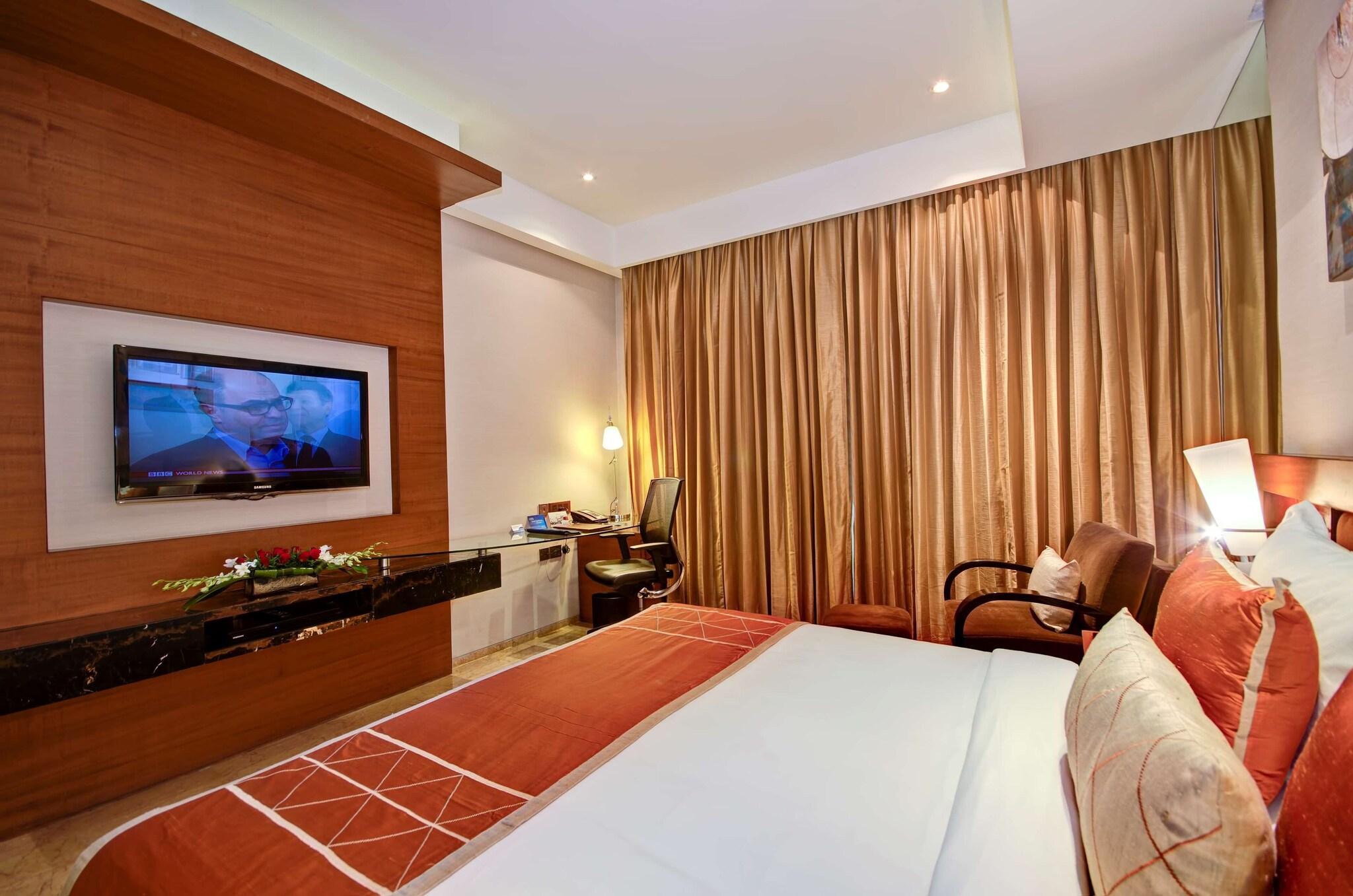 Double Business King Bed