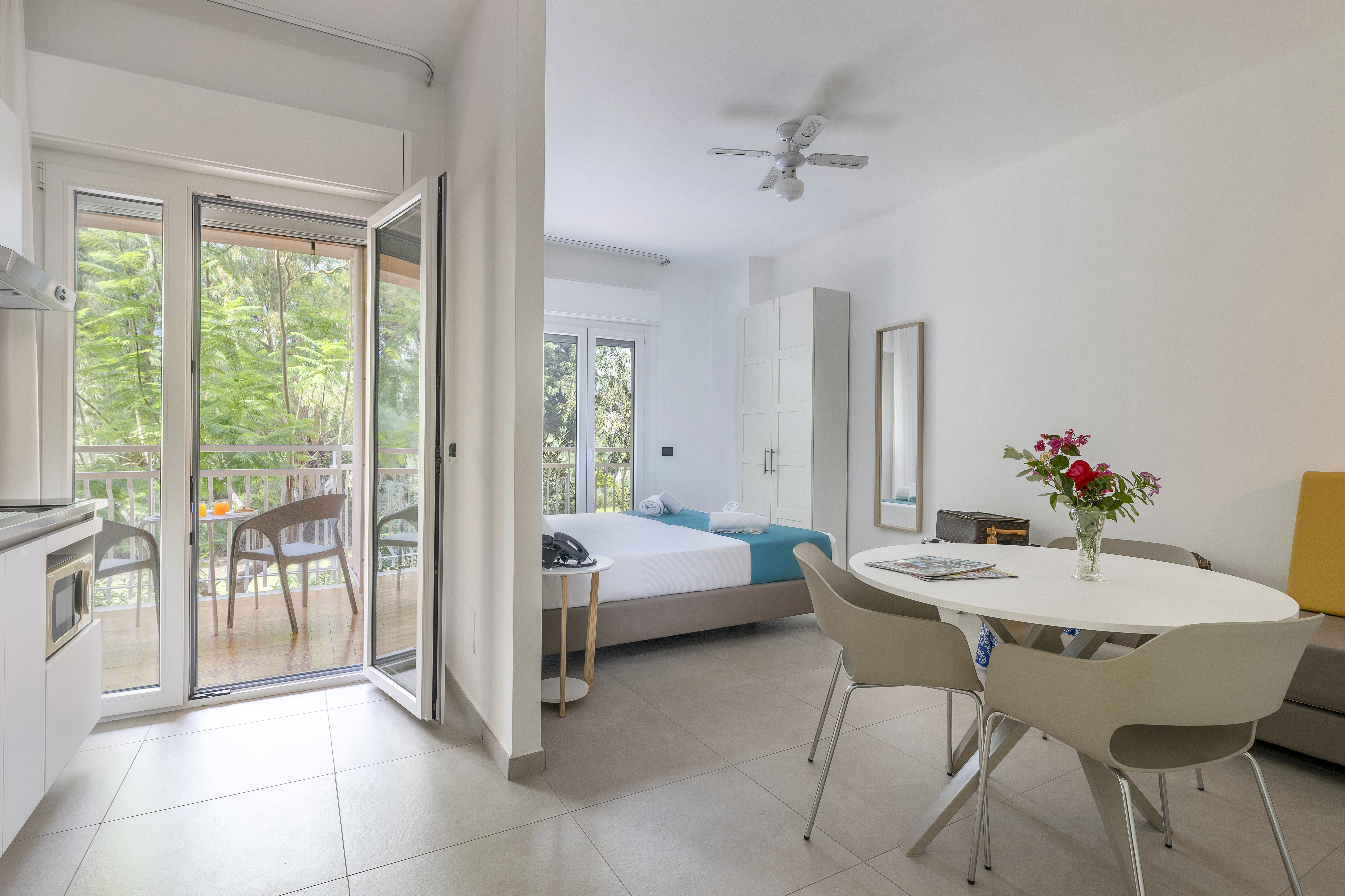 Apartment Capacity 3