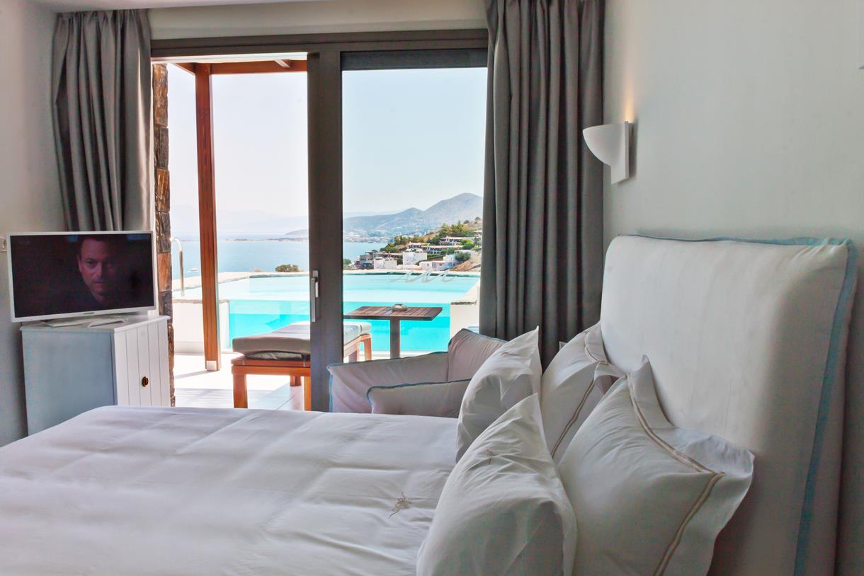 Junior Suite Deluxe with Private Pool