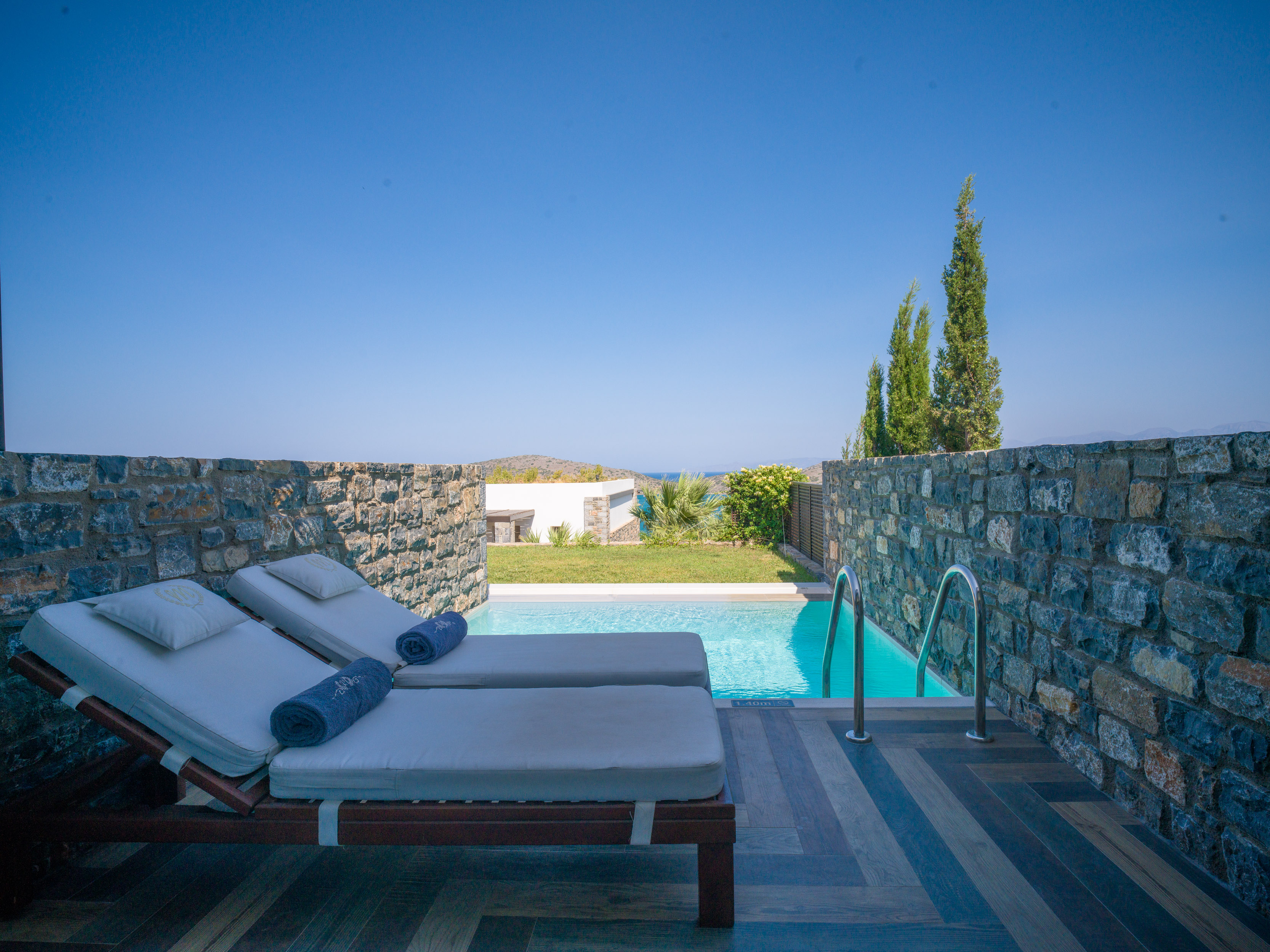 Junior Suite Deluxe with Private Pool