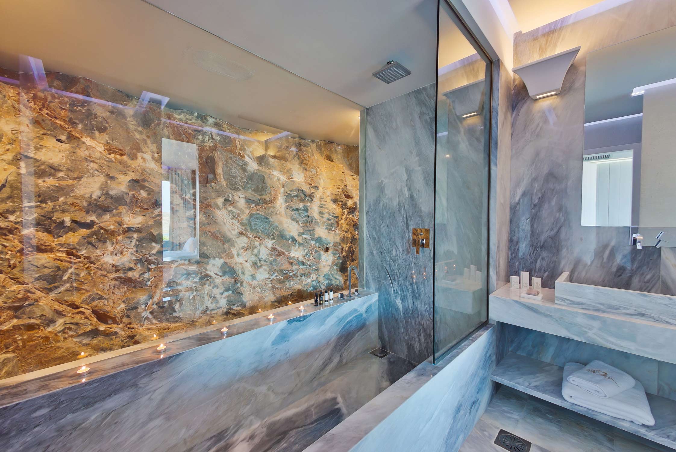 Double or Twin Deluxe