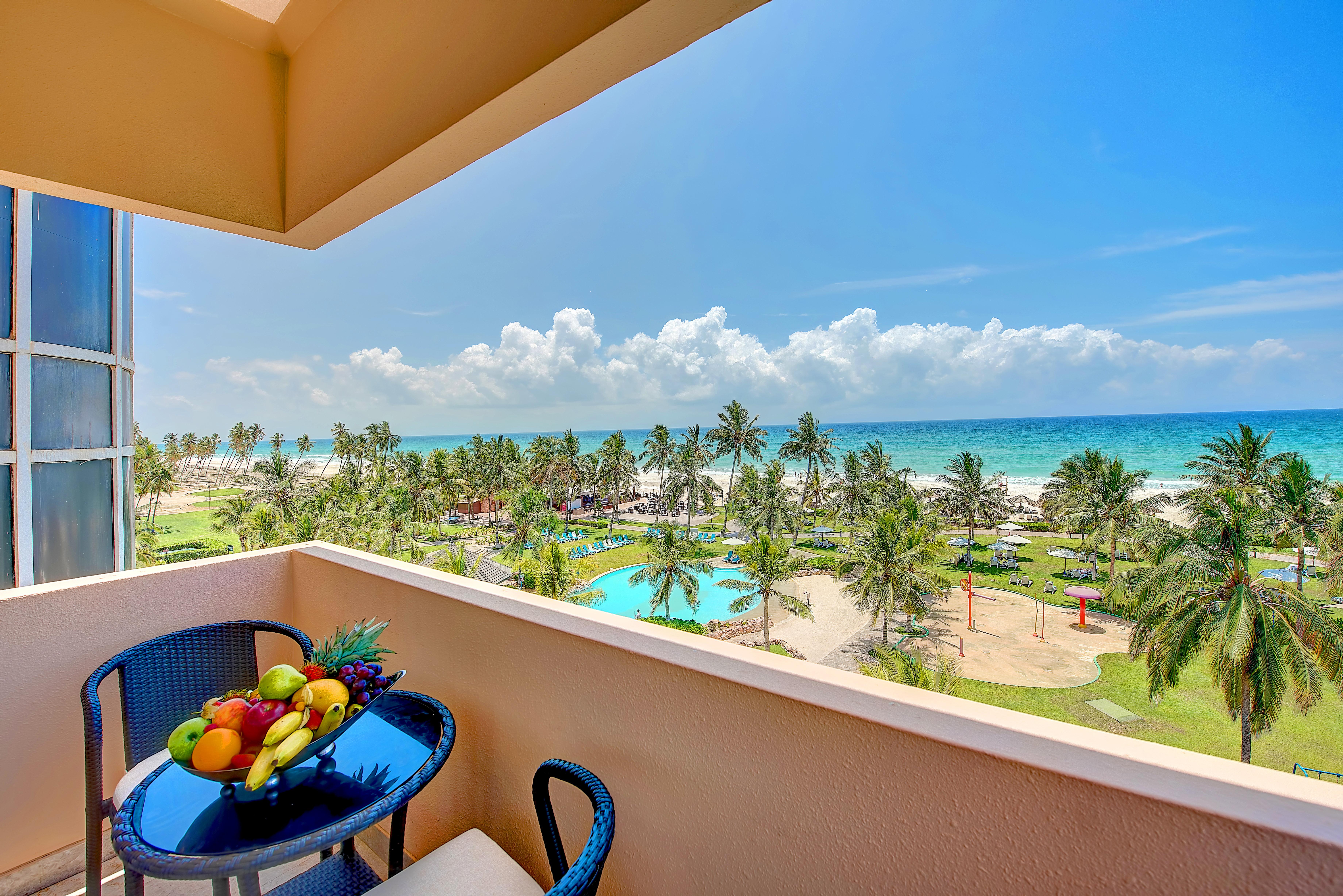 Junior Suite Ocean View King Bed