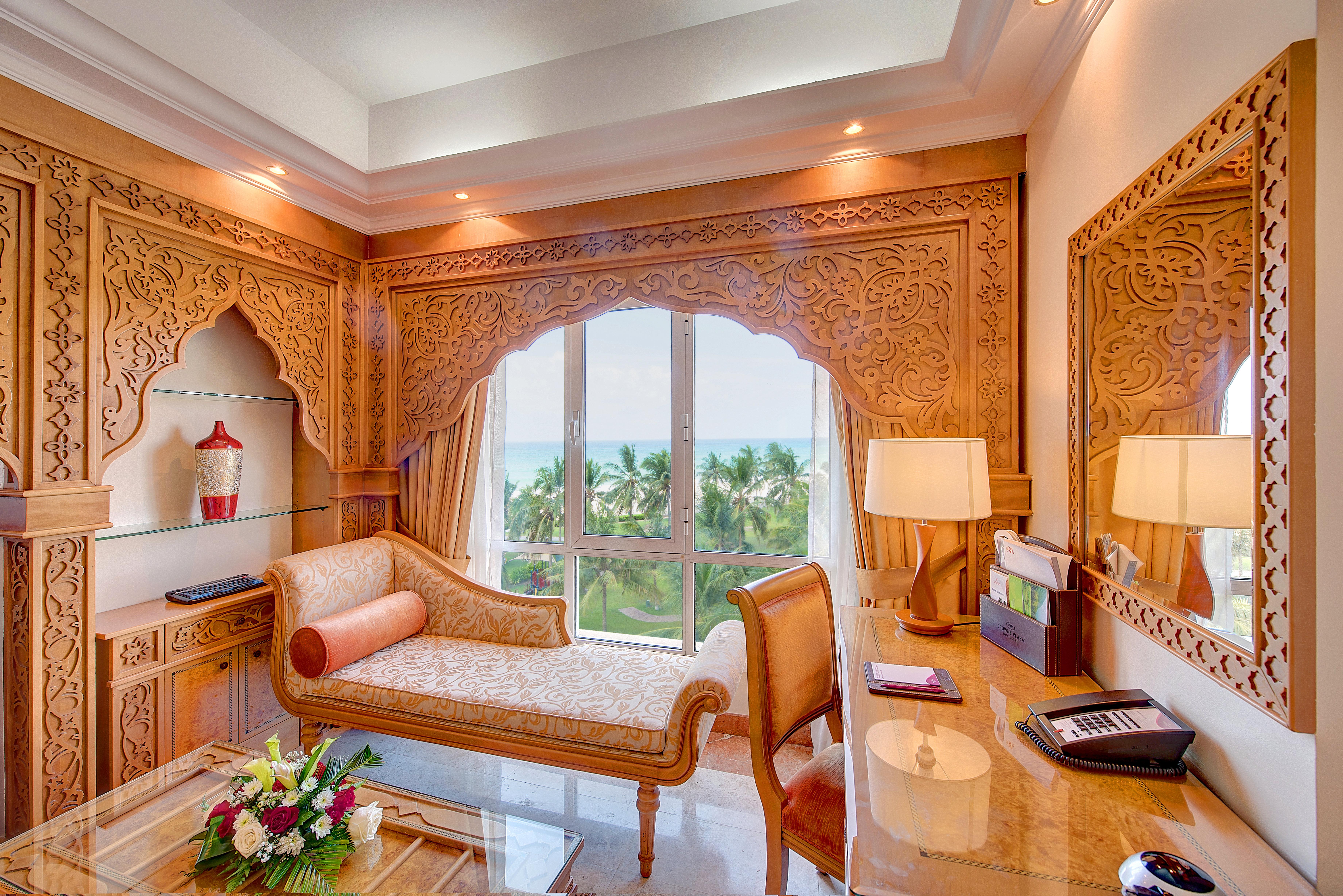 Junior Suite Ocean View King Bed