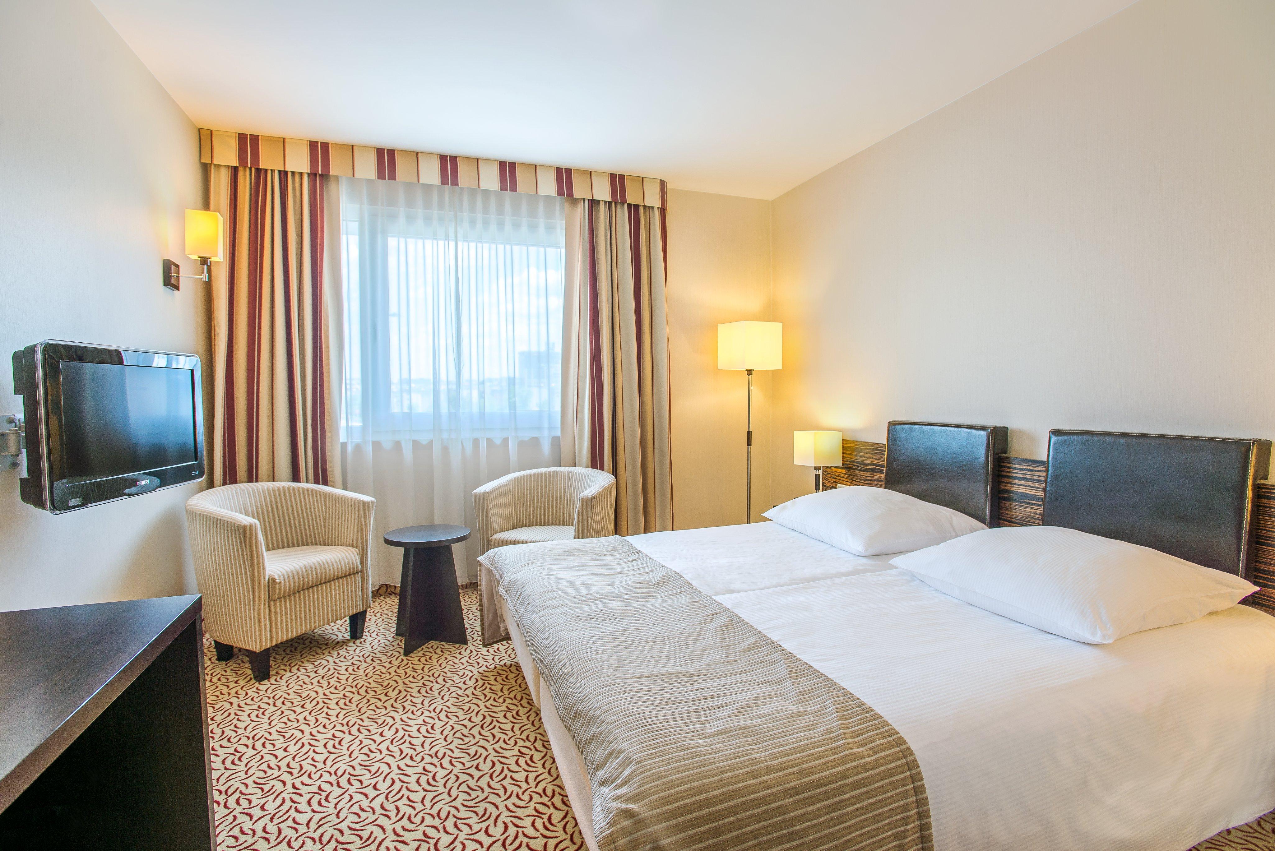 Double or Twin Standard