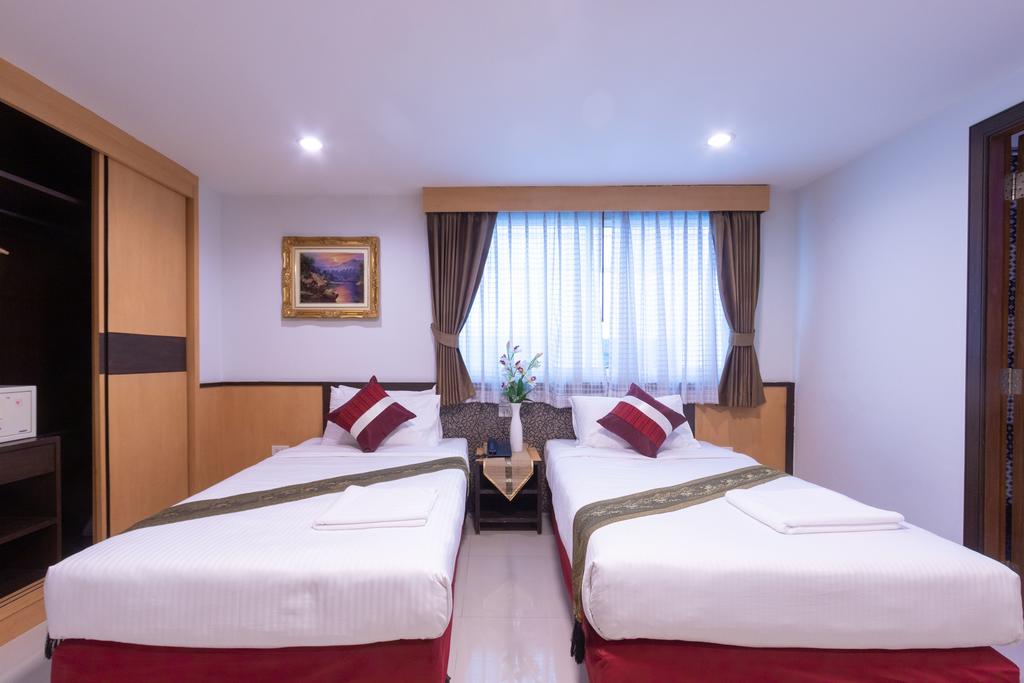 Double or Twin Deluxe