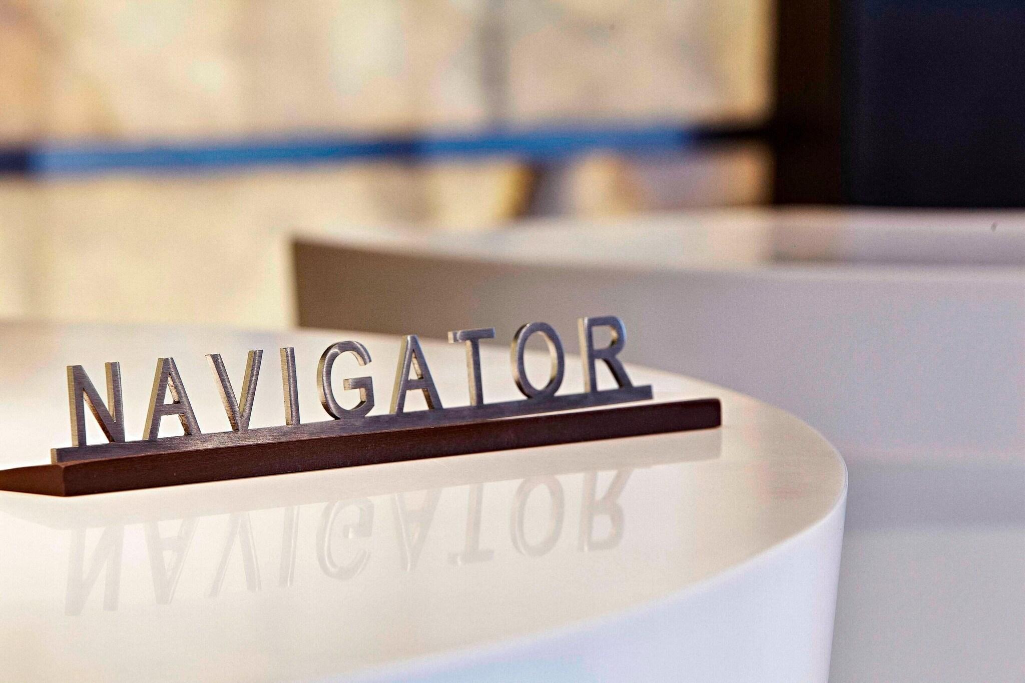 Suite Club City View