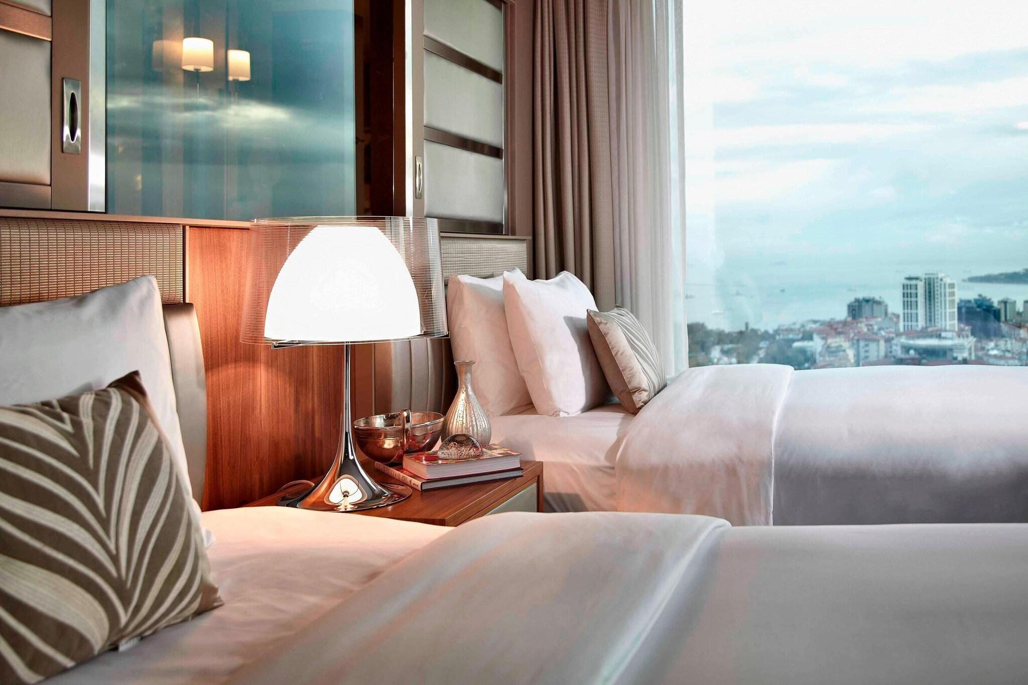 Twin Deluxe Sea View