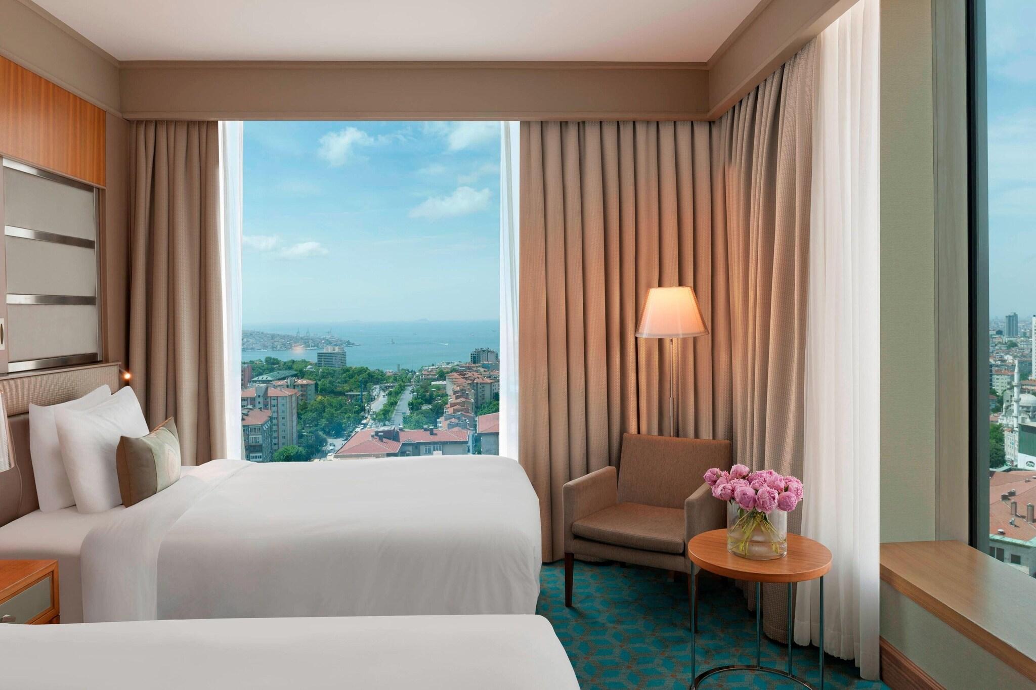 Twin Deluxe Sea View