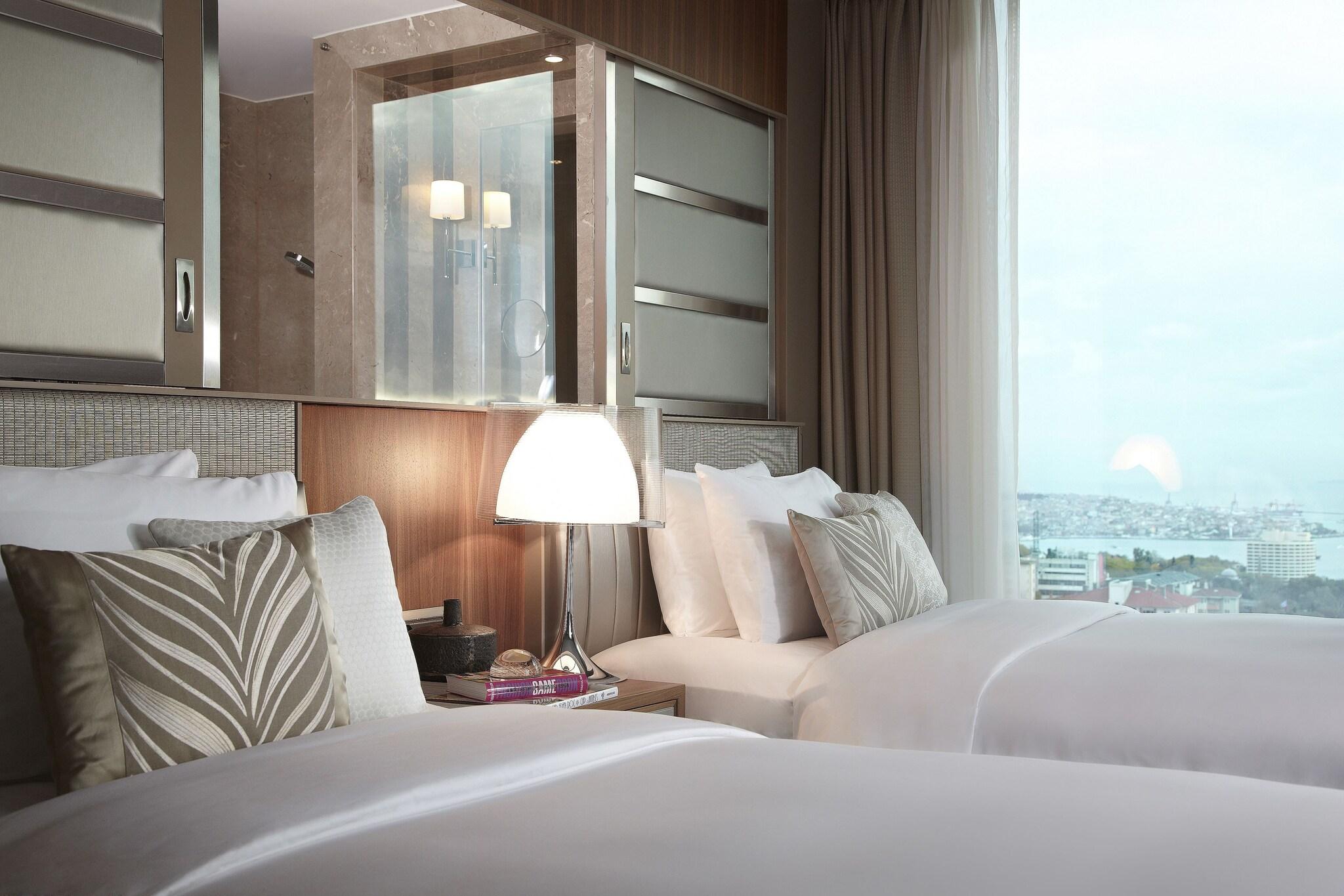 Twin Deluxe Sea View