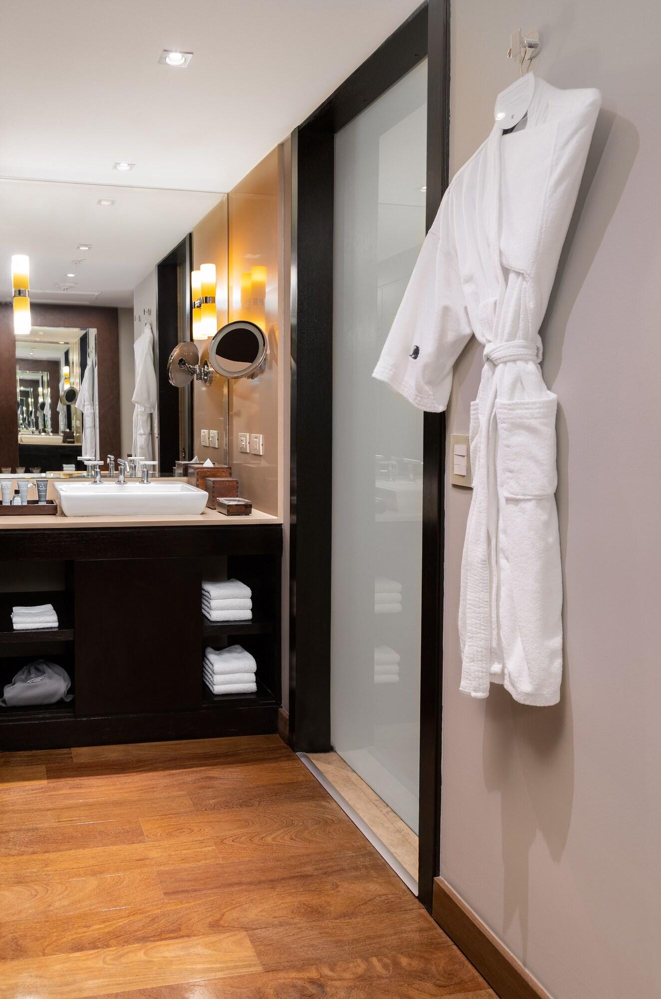 Quadruple Deluxe Two Double Beds