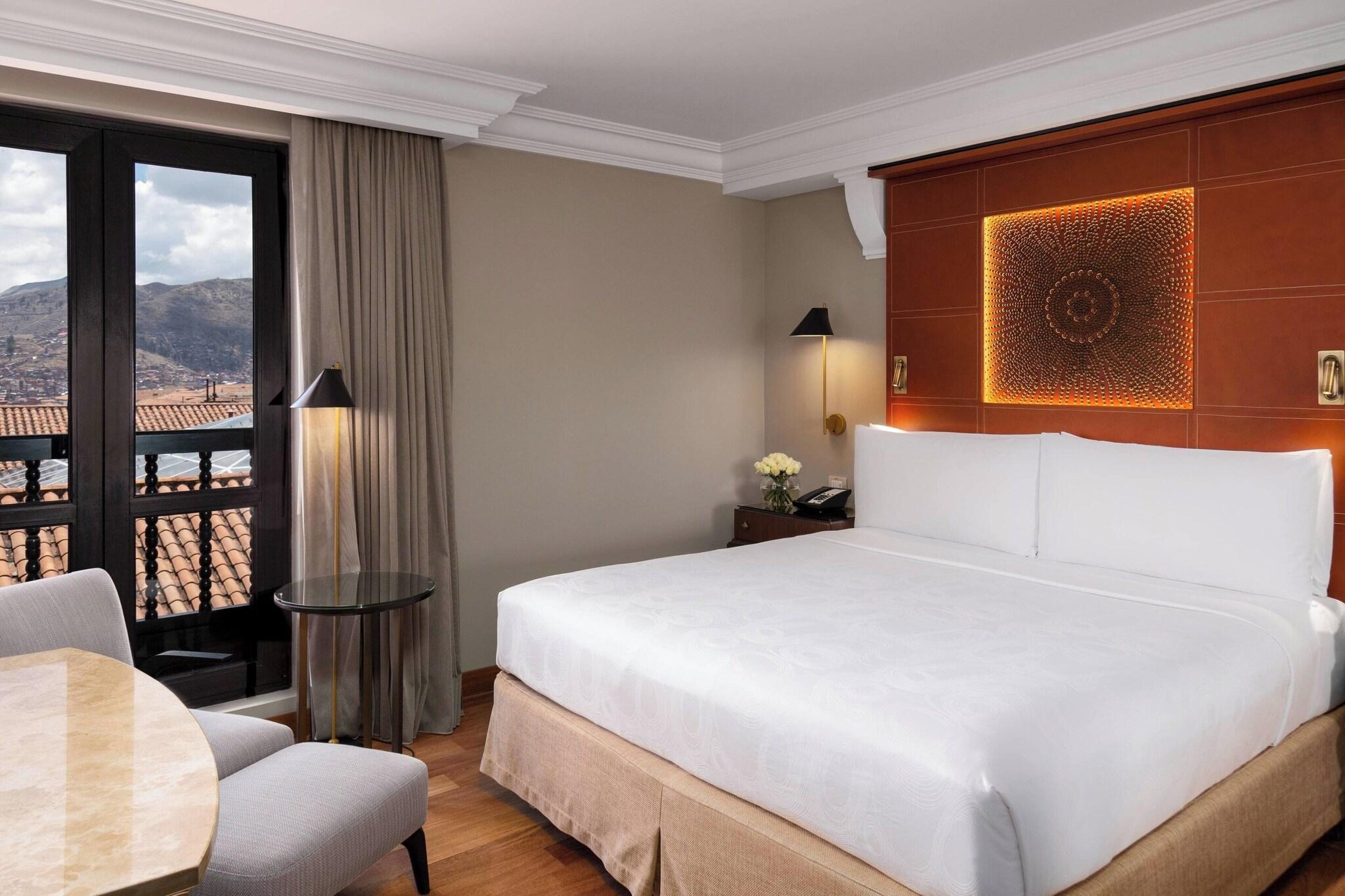 Double Deluxe King Bed