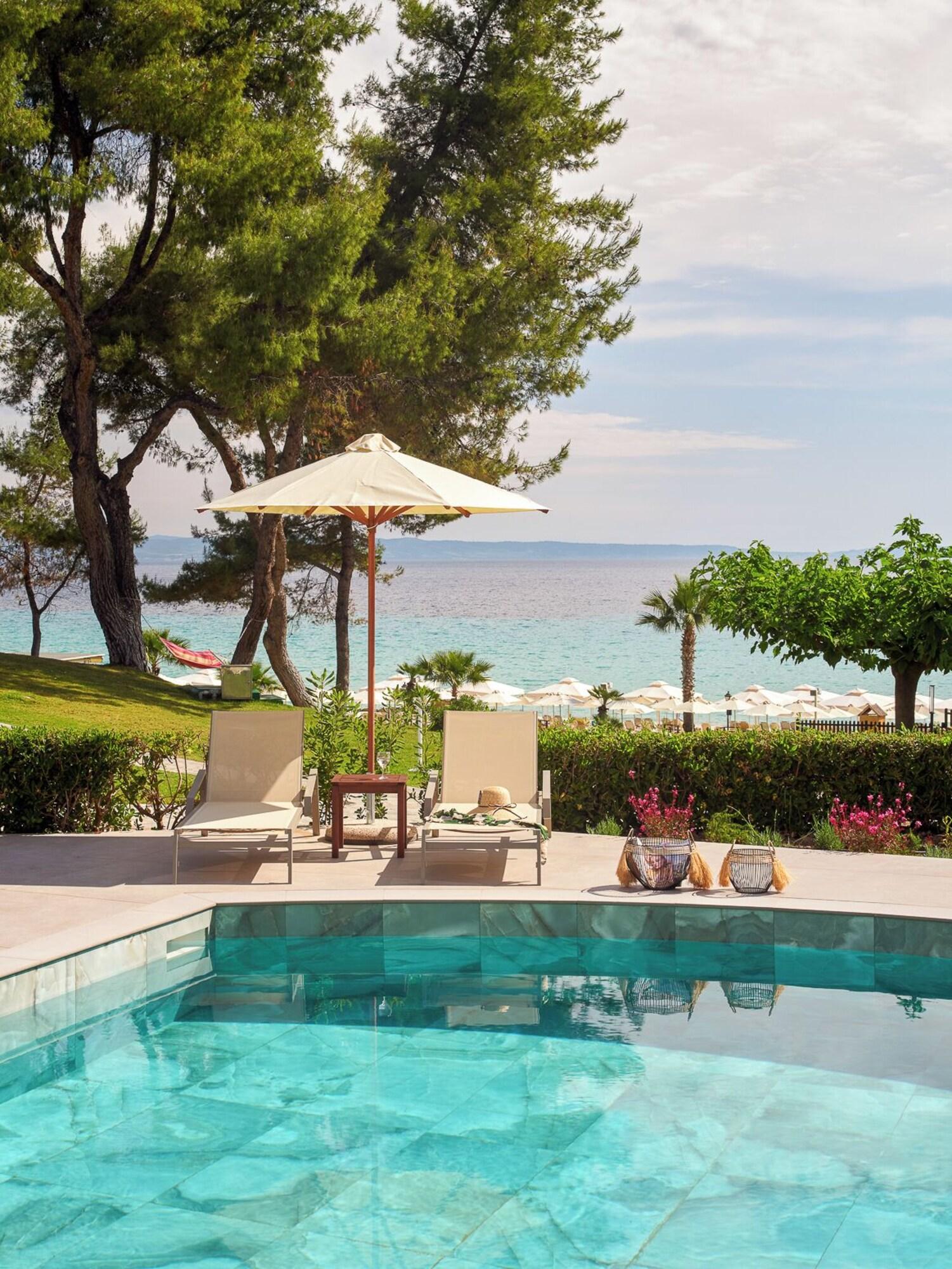 Suite with Private Pool