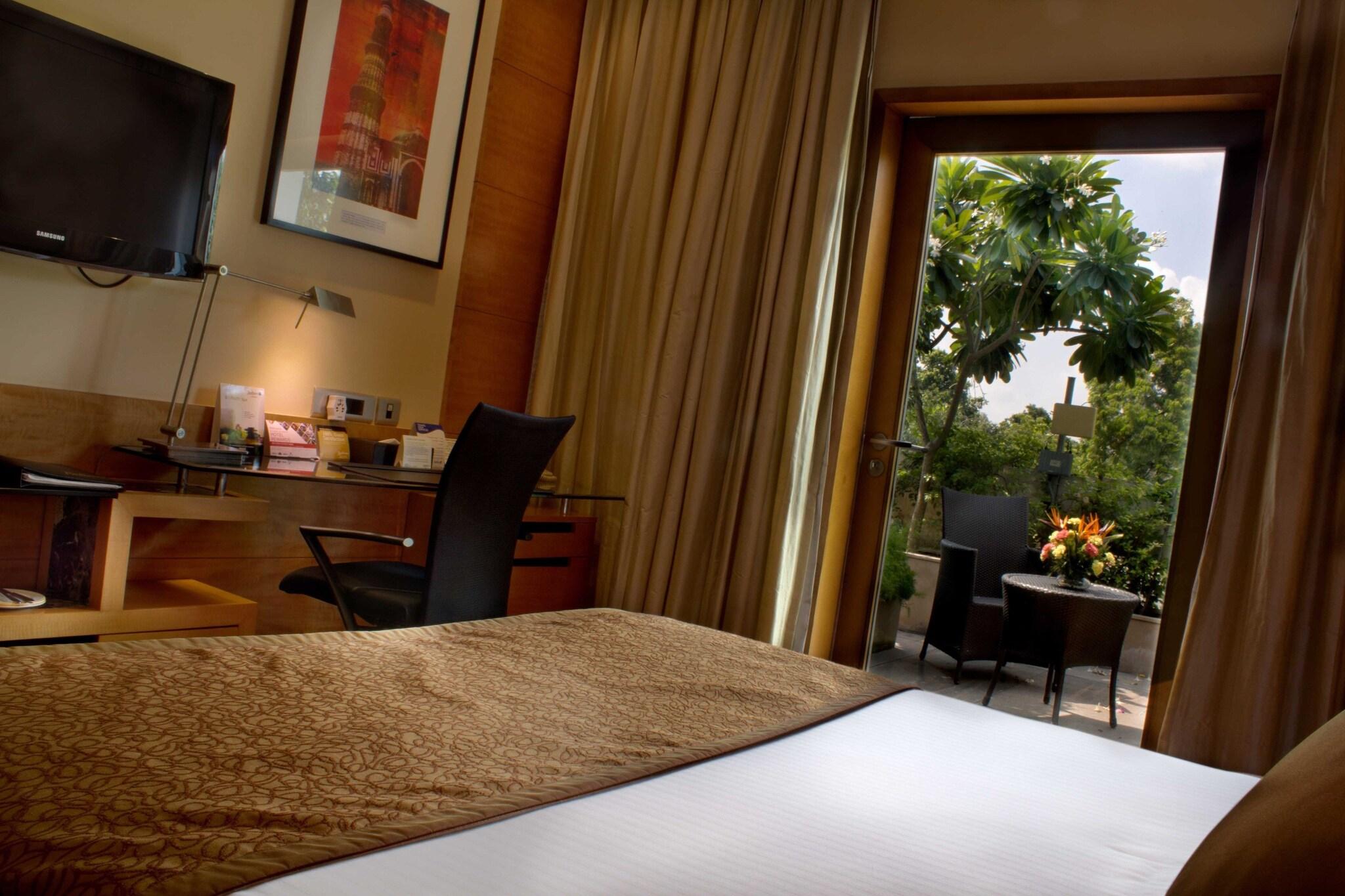 Double Superior Queen Bed