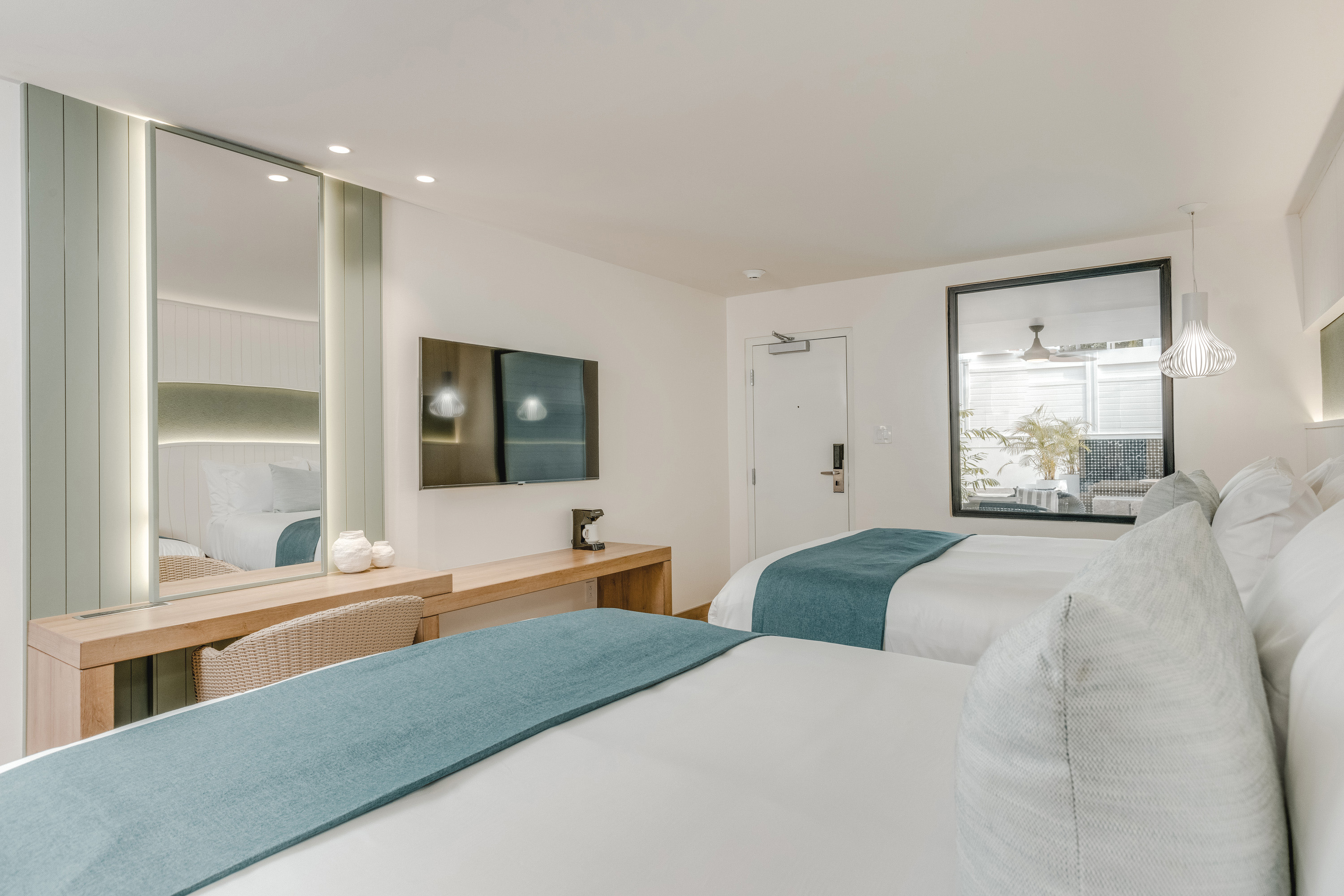 Room Deluxe Queen Bed