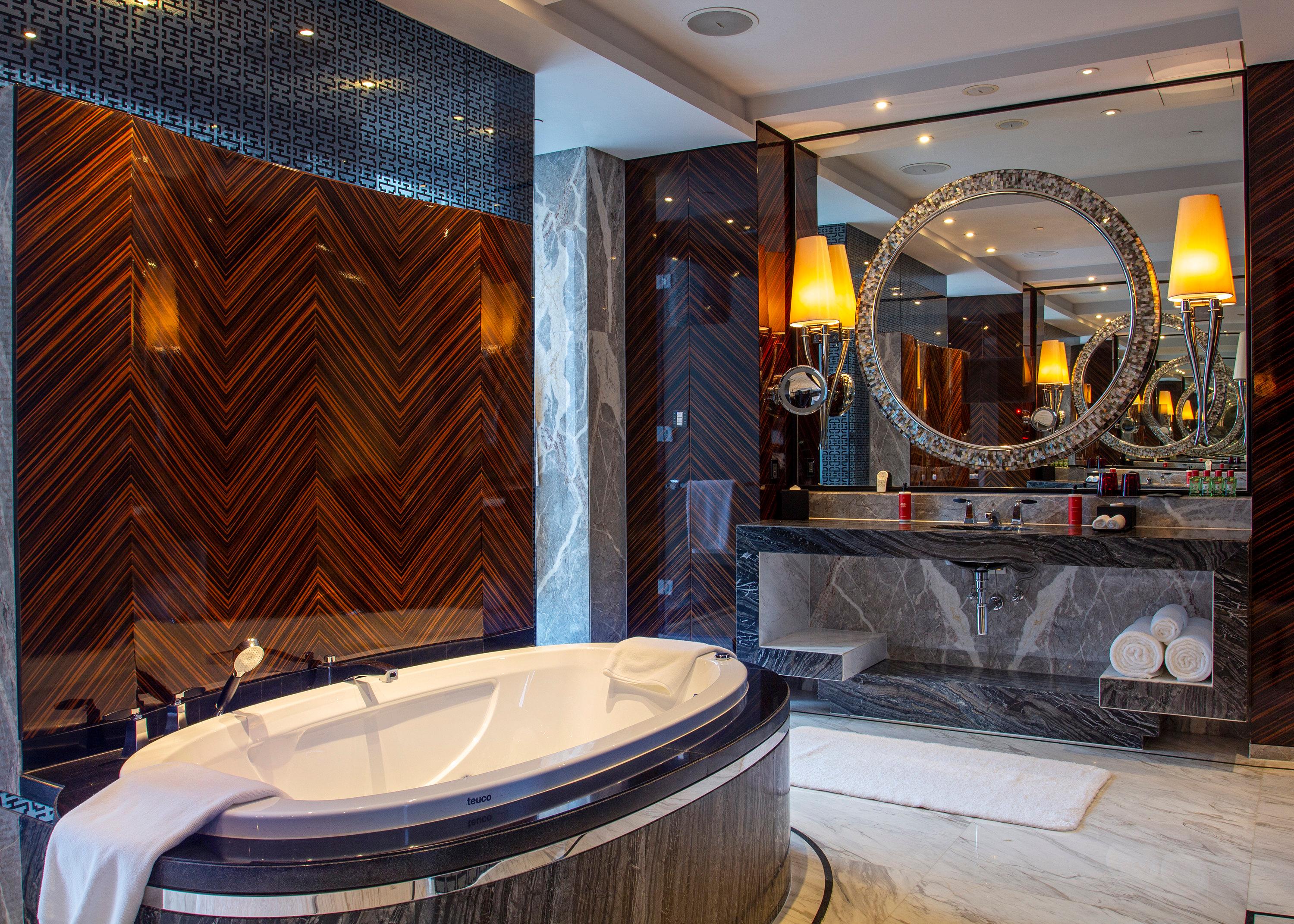 Suite Presidential with Views