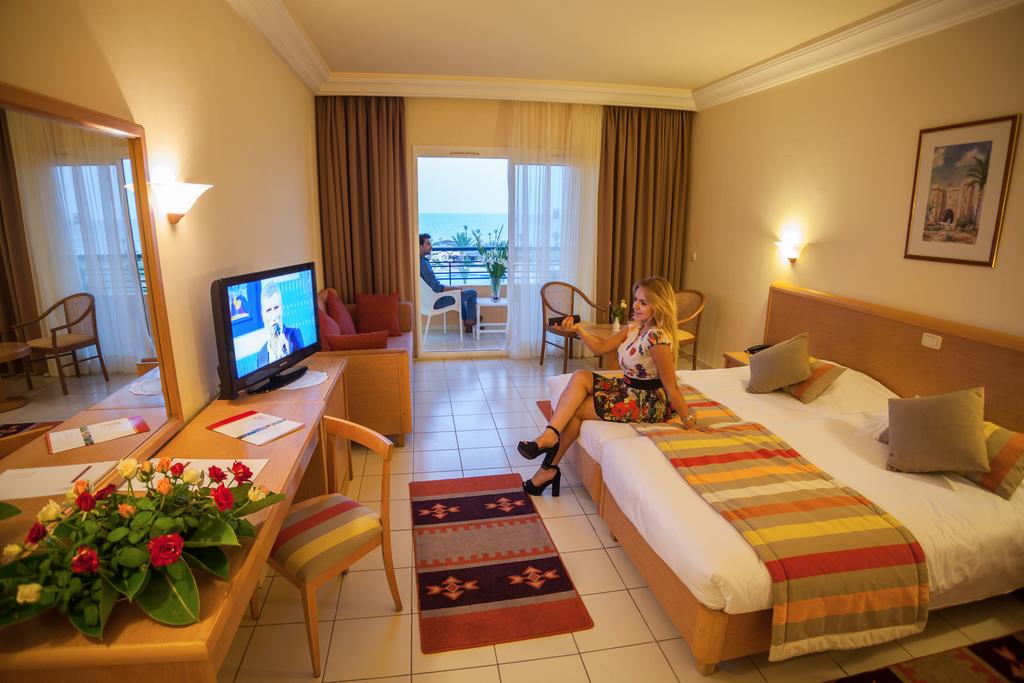 Double or Twin Sea View