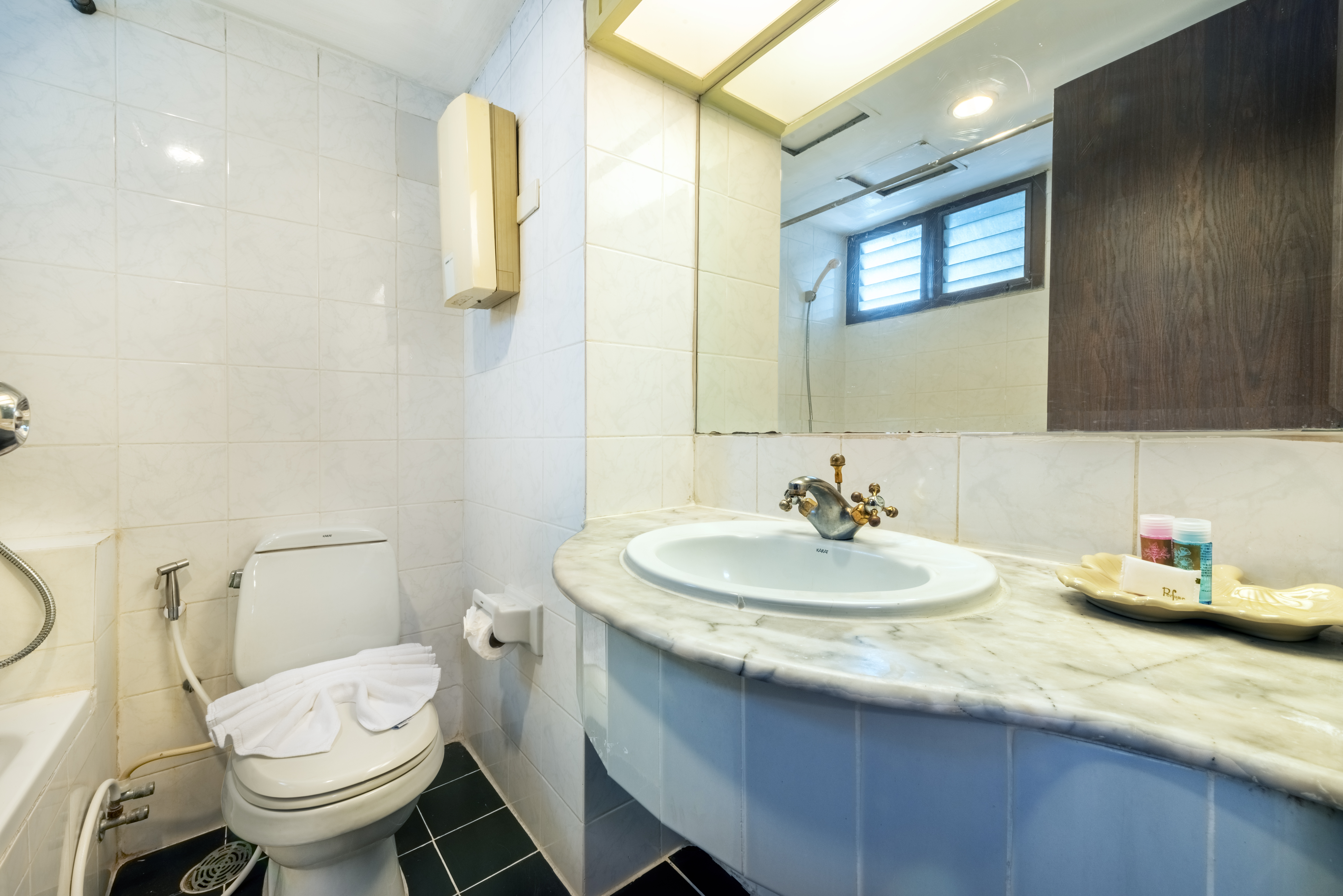 Double or Twin Standard