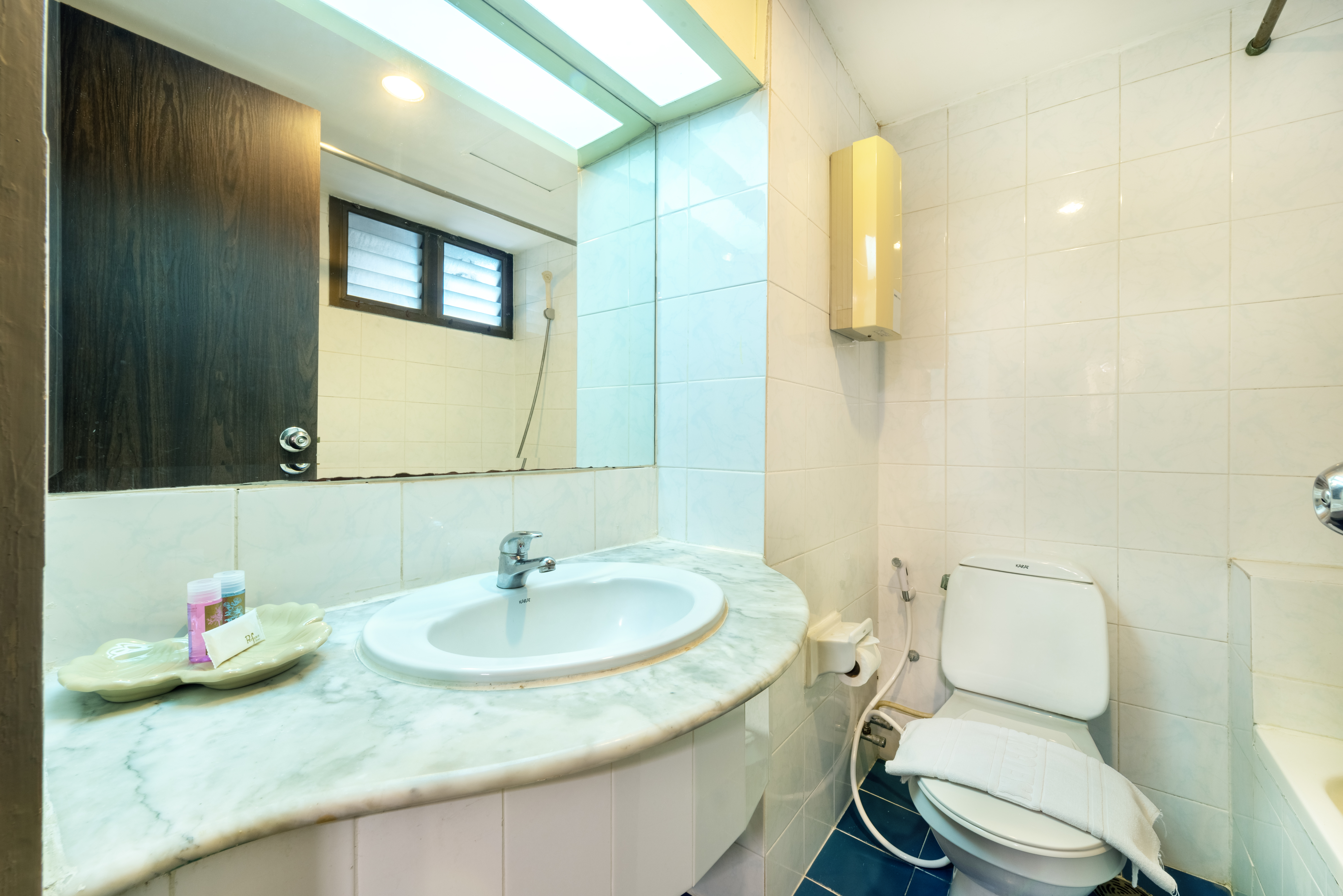 Double or Twin Standard