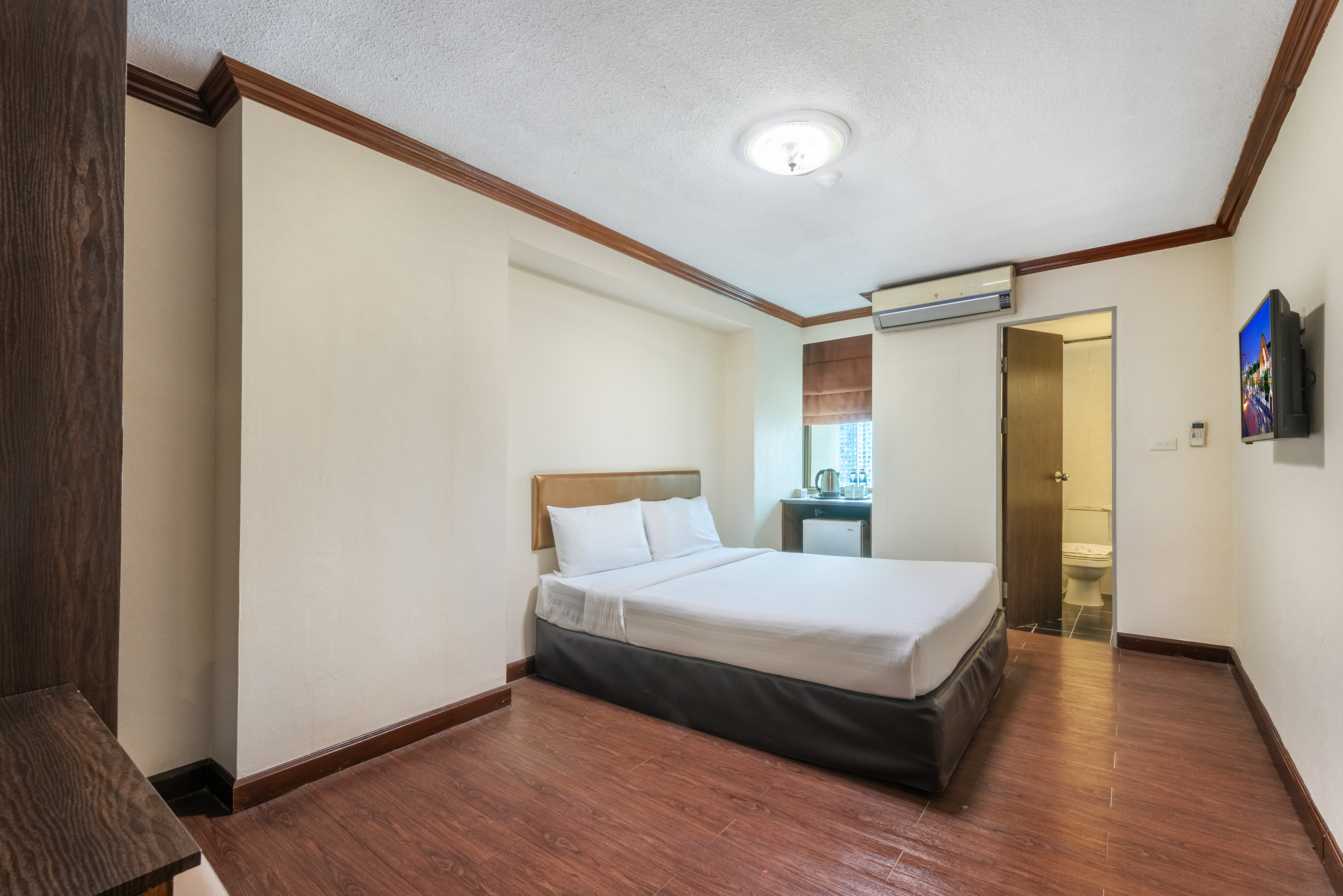 Double or Twin Standard