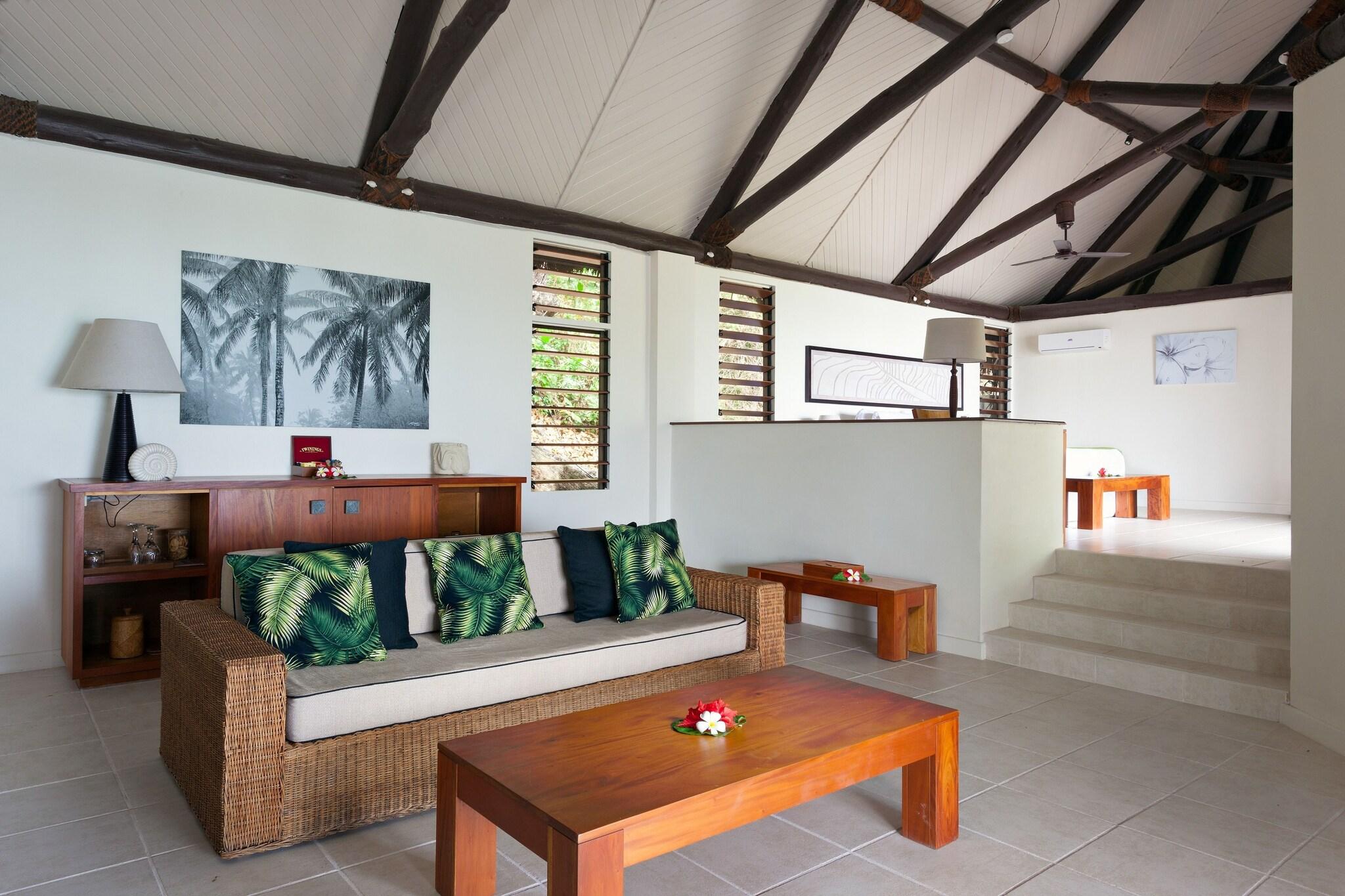 Twin Deluxe Beach Front