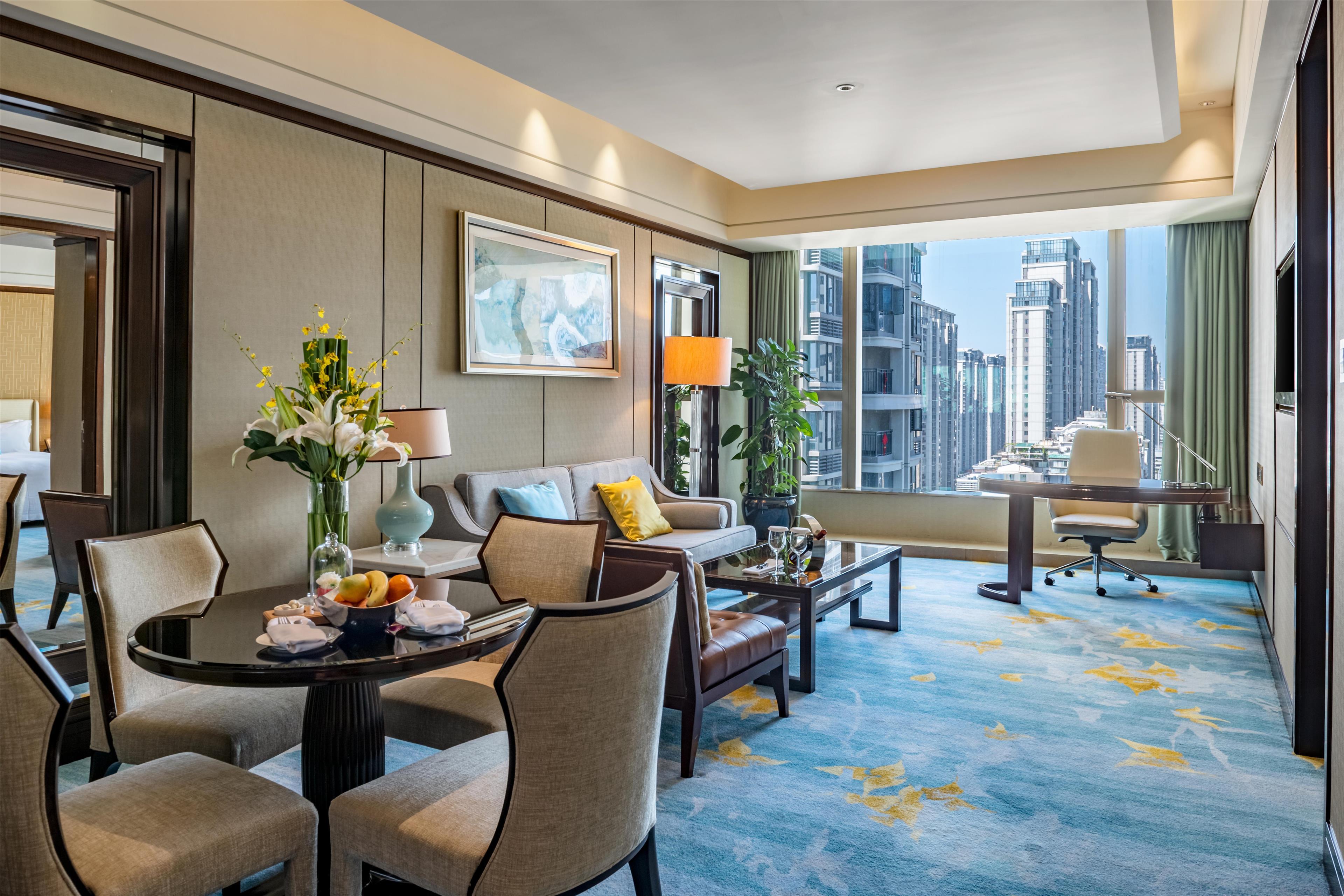 Suite Deluxe City View