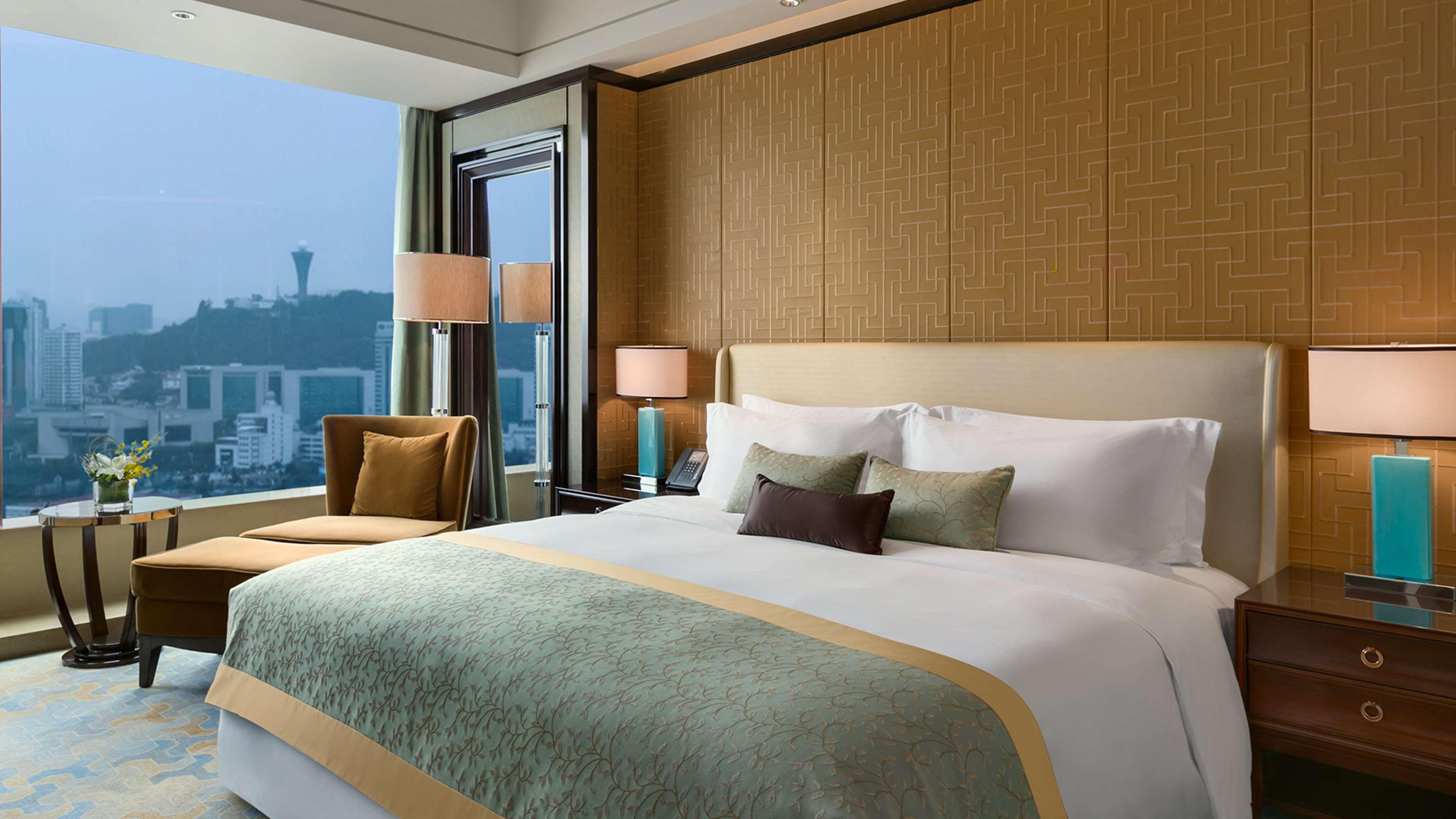 Room Deluxe