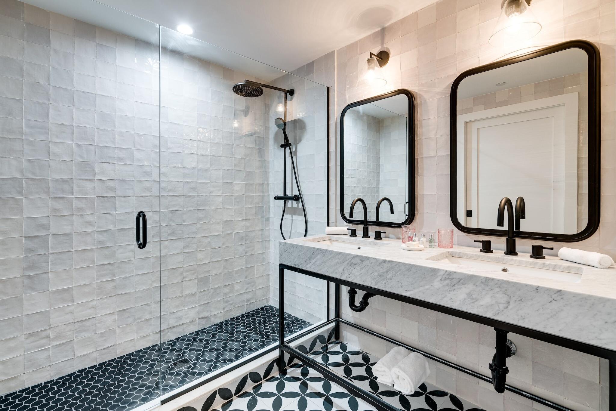 Apartment Deluxe City View