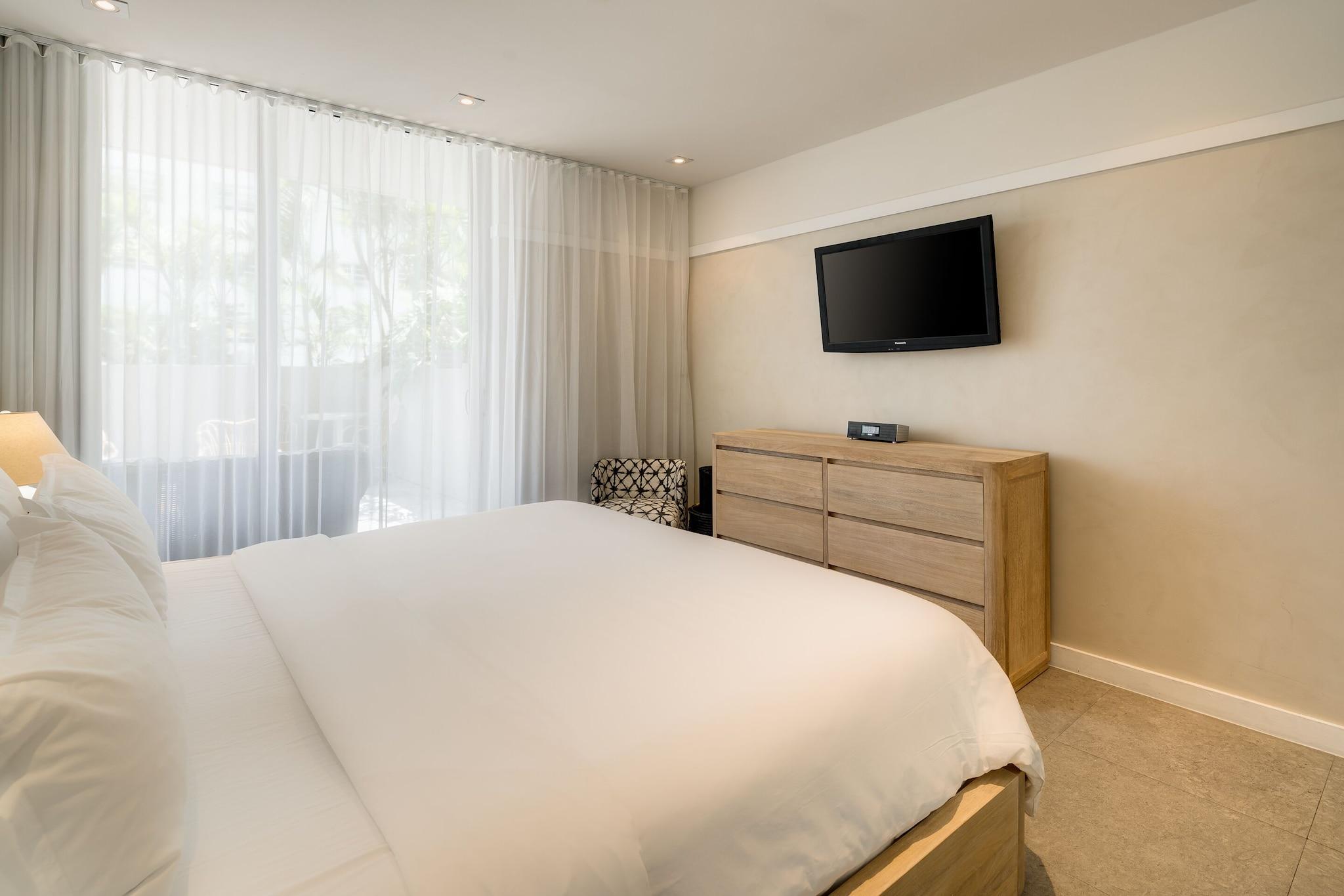 Junior Suite King Size Bed