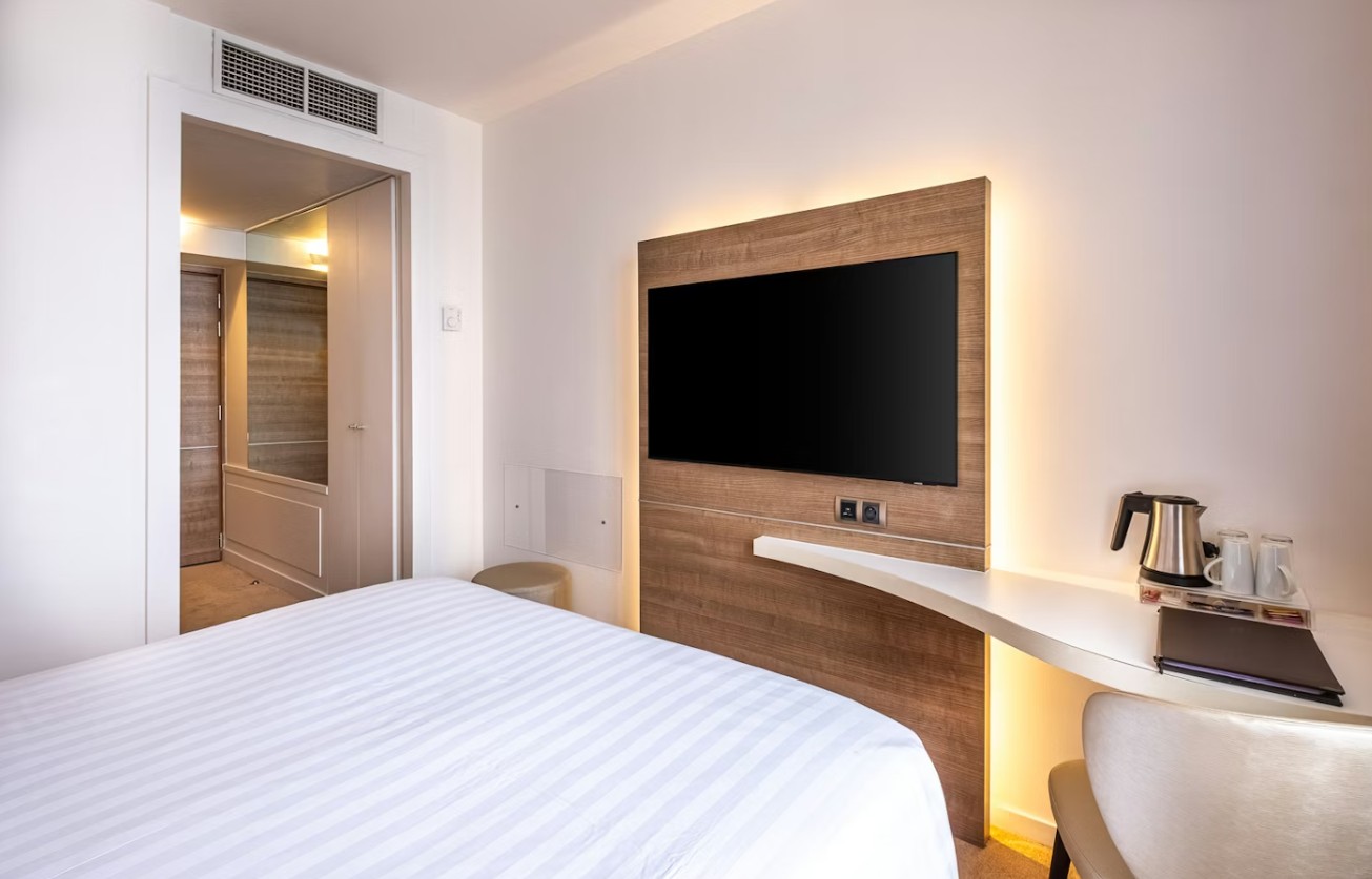 Double or Twin Sea View