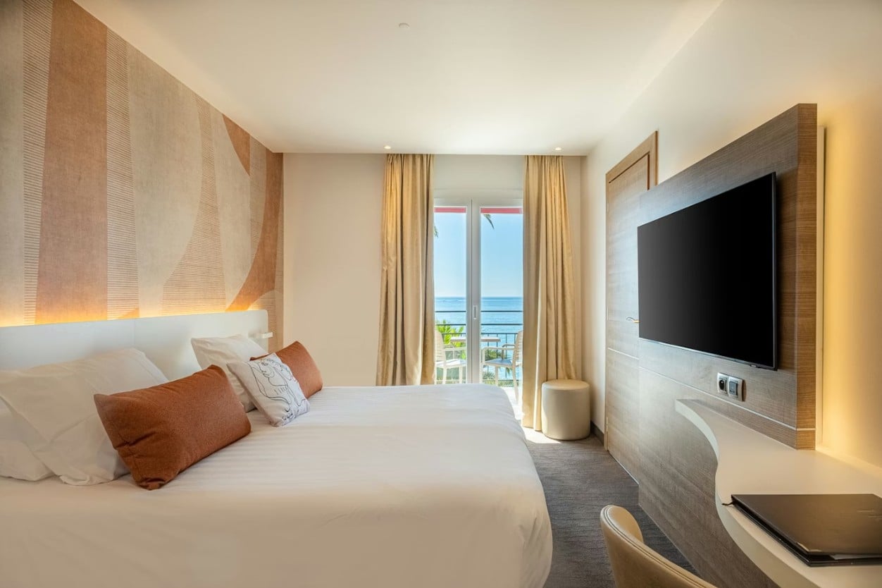 Double or Twin Sea View with Balcony