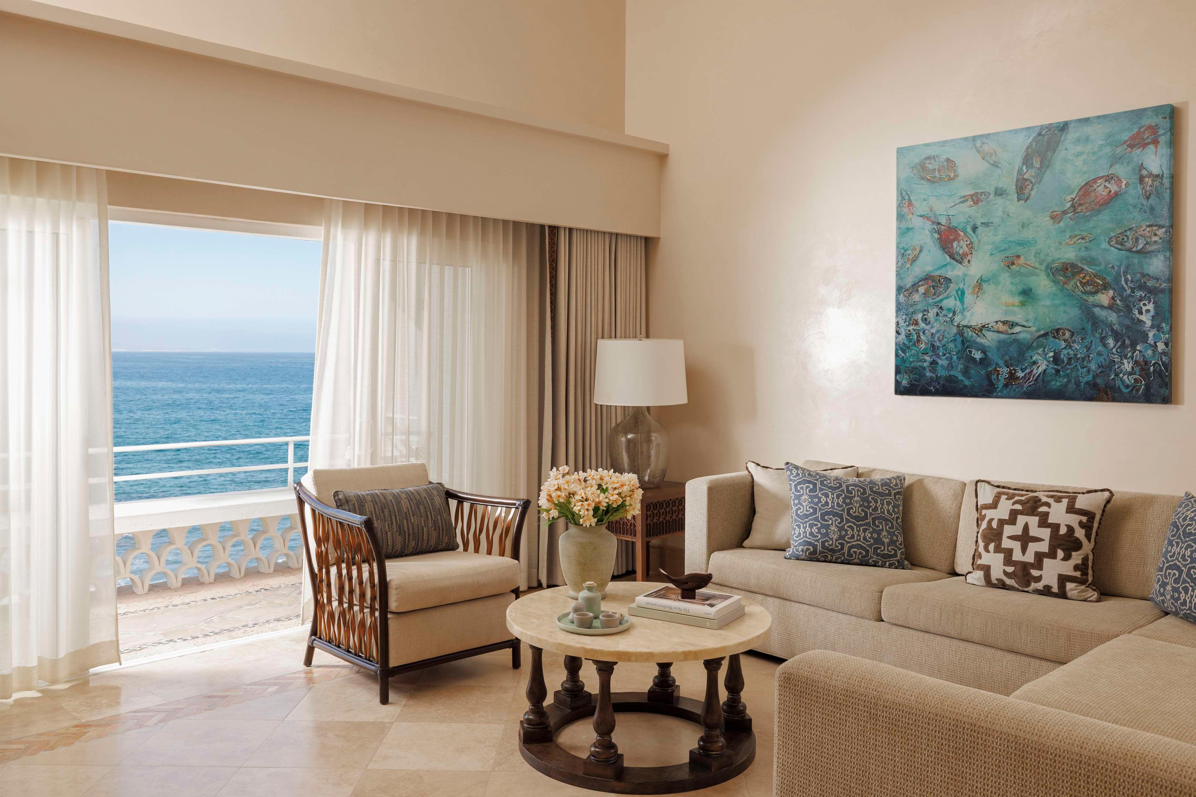 Family Room Premier Ocean Front