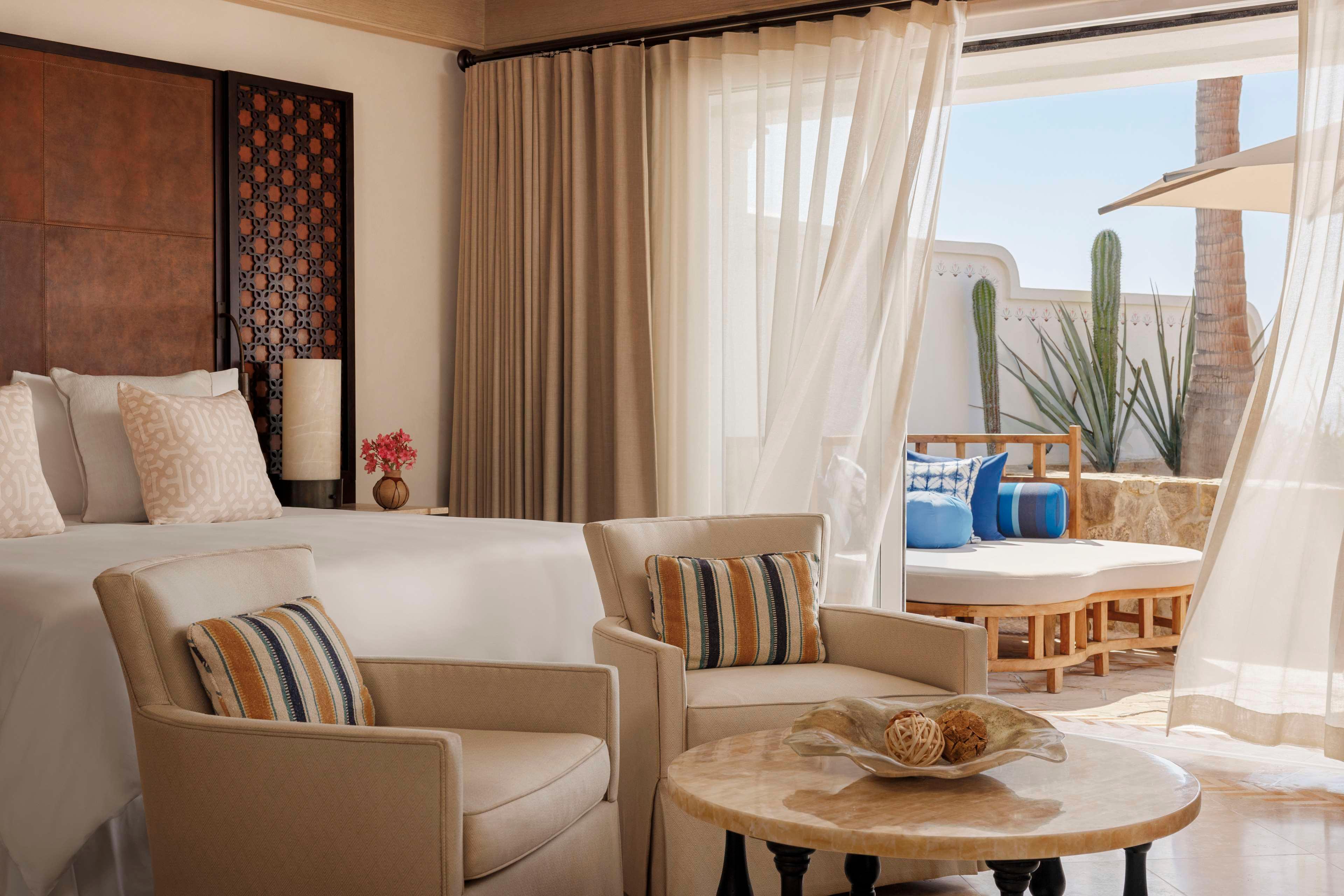 Suite Ocean Front One Bedroom