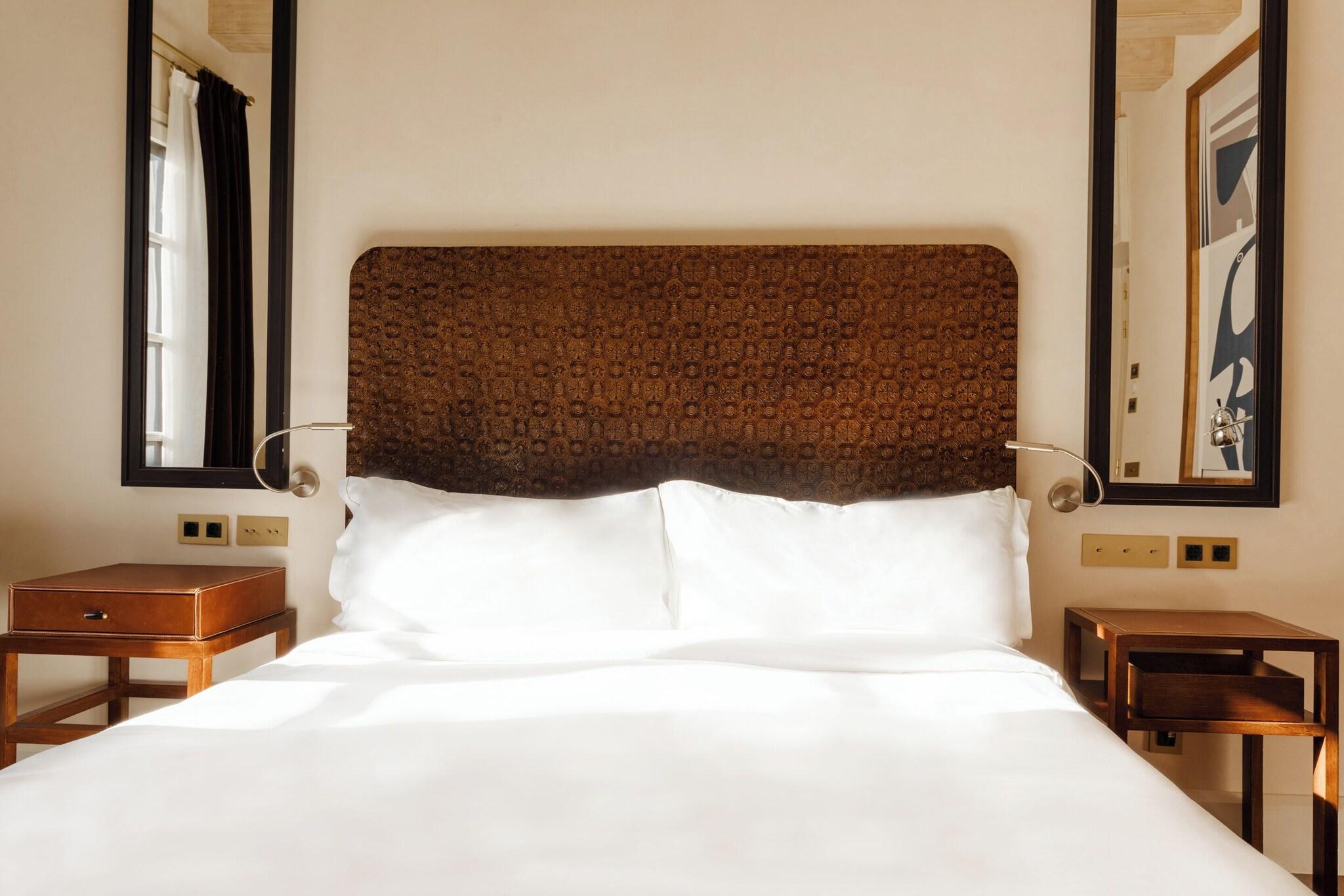 Double King Size Bed