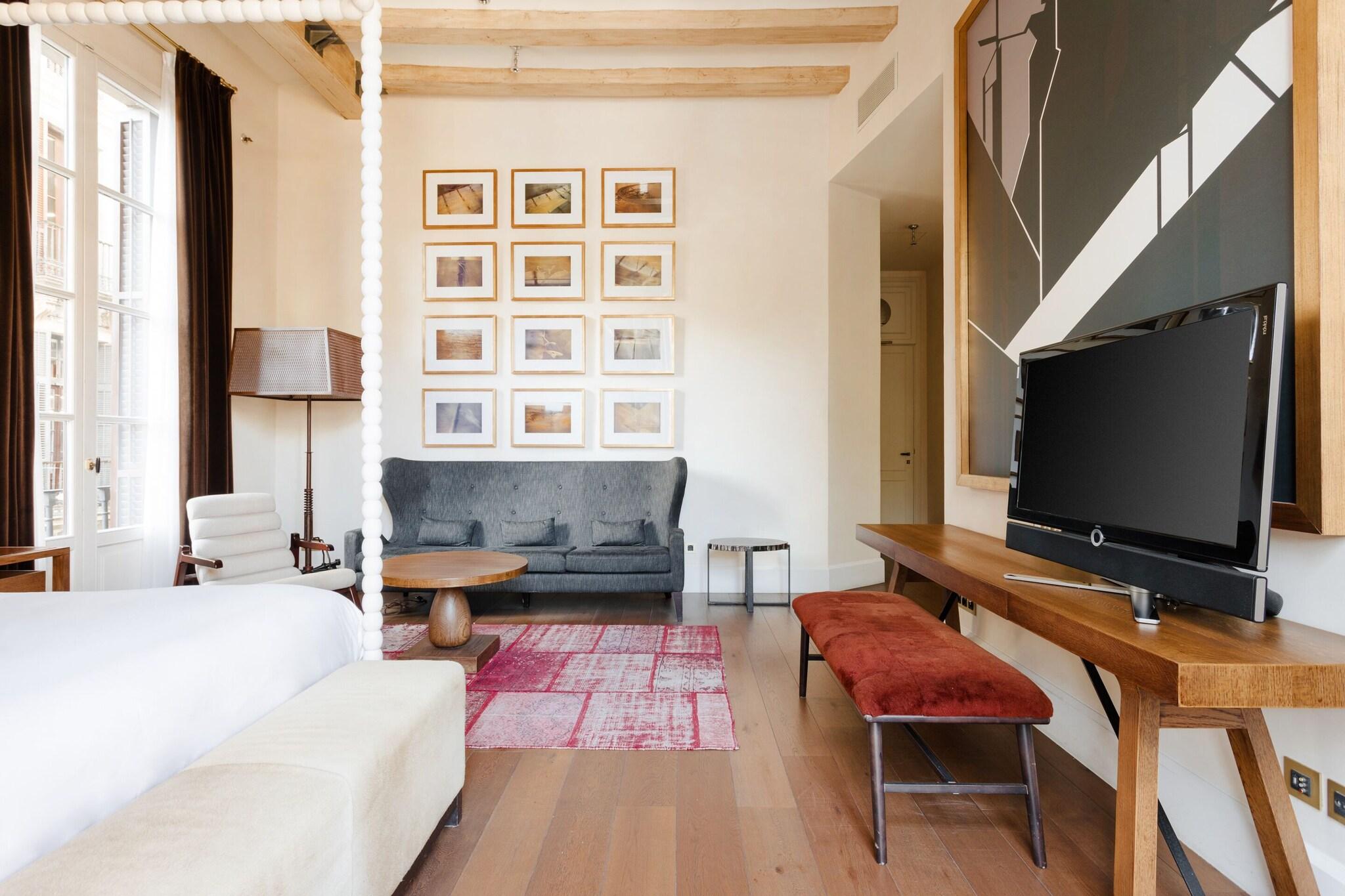 Suite City View King Bed