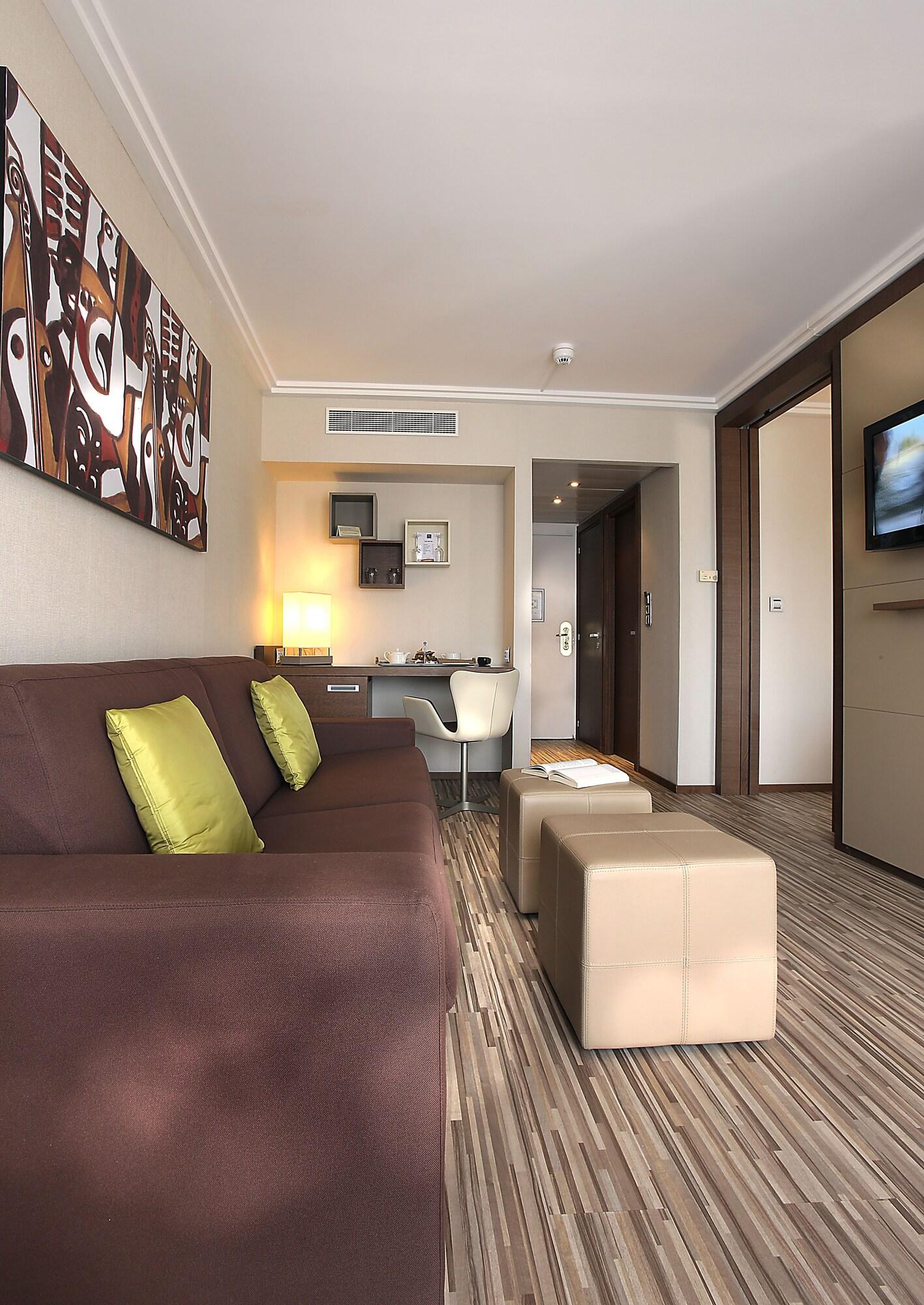 Suite City View Two Beds