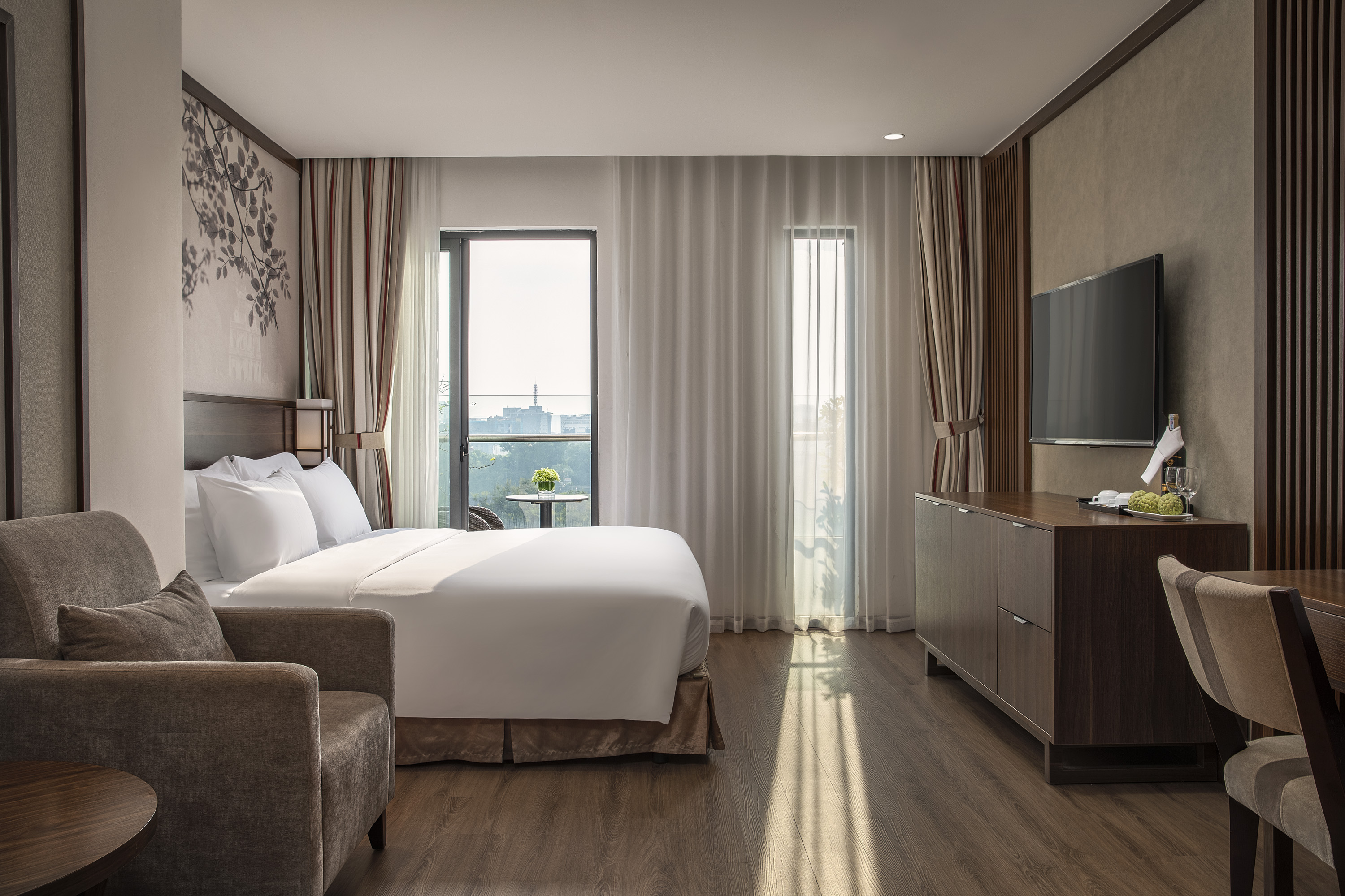 Family Room Lake View