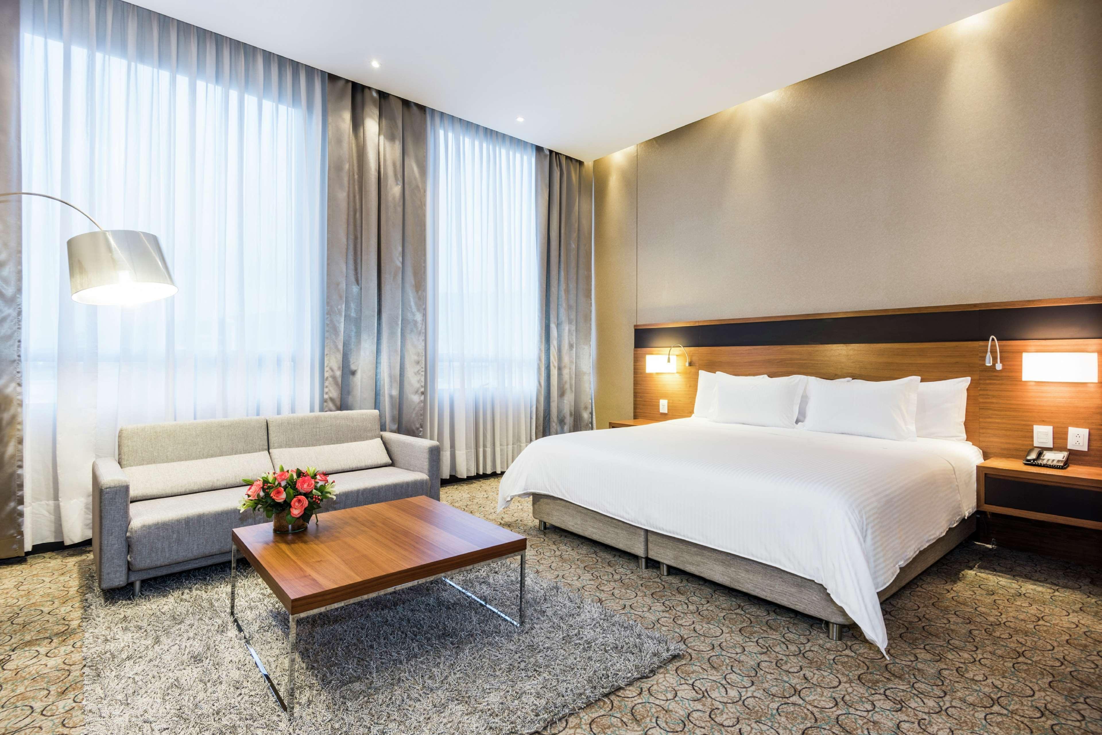 Double Executive King Bed